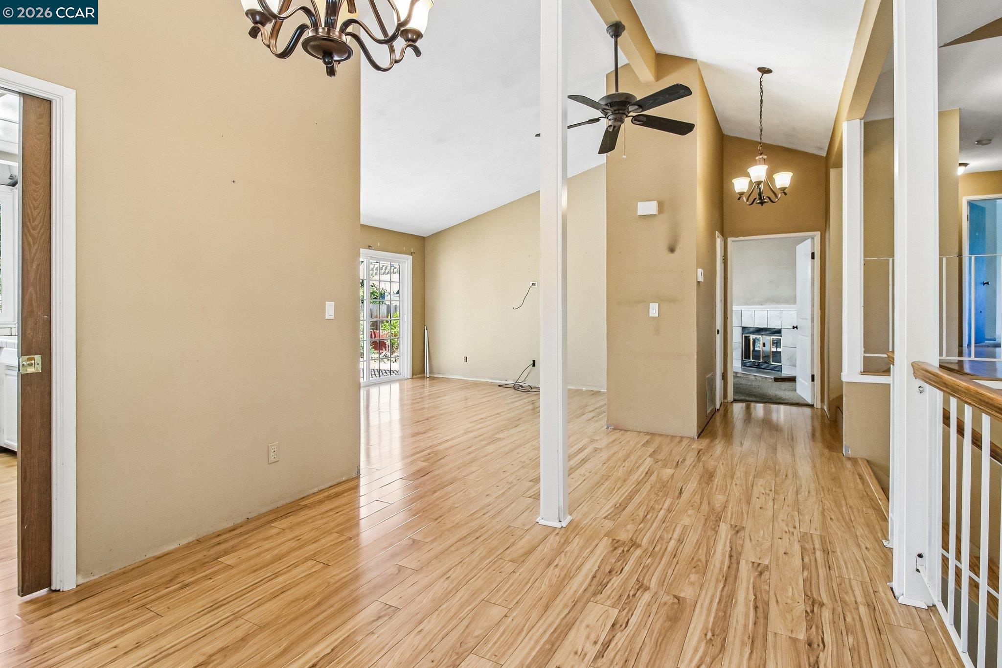 410 Oakbreeze Ct