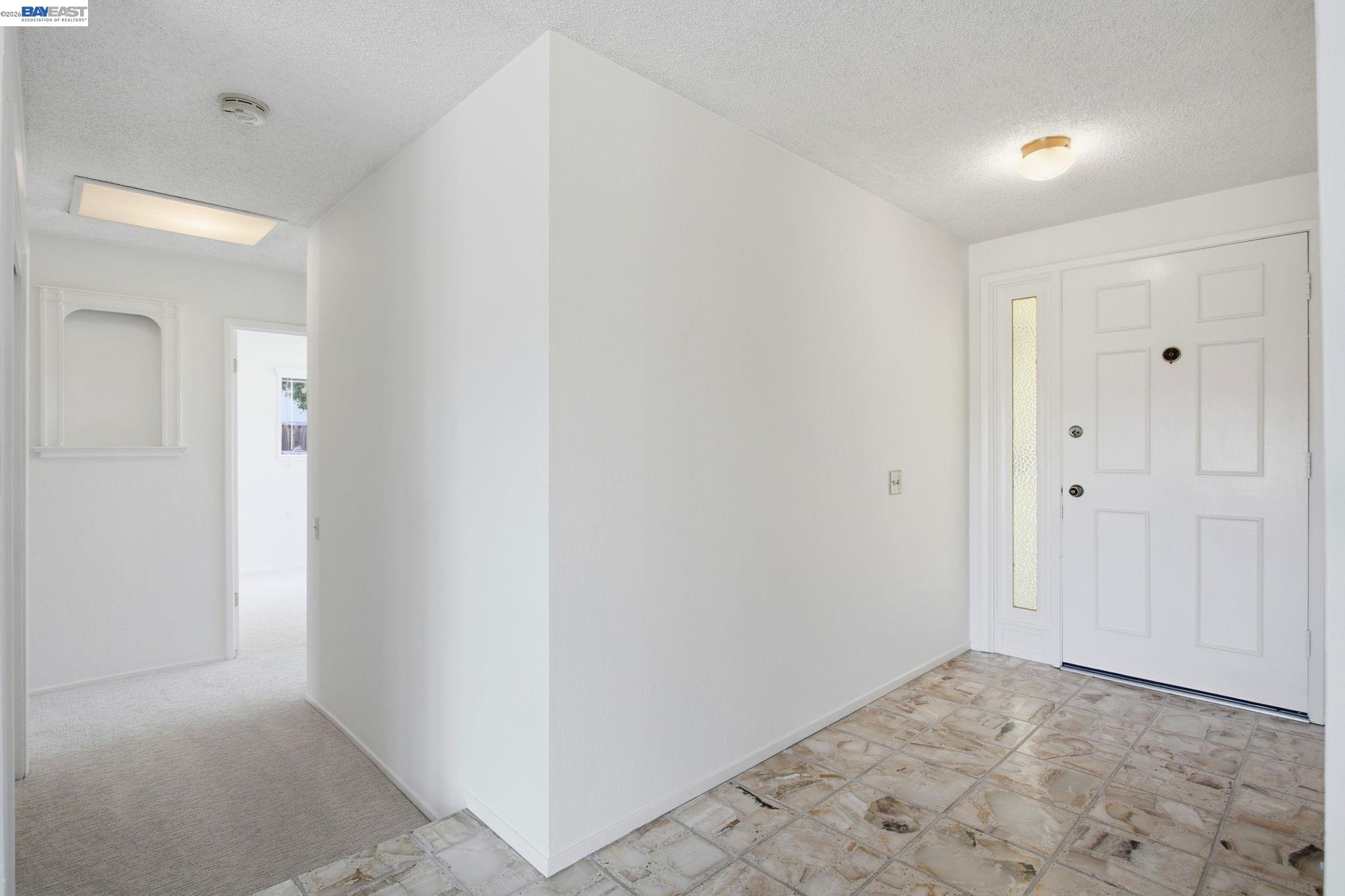 470 Yosemite Dr