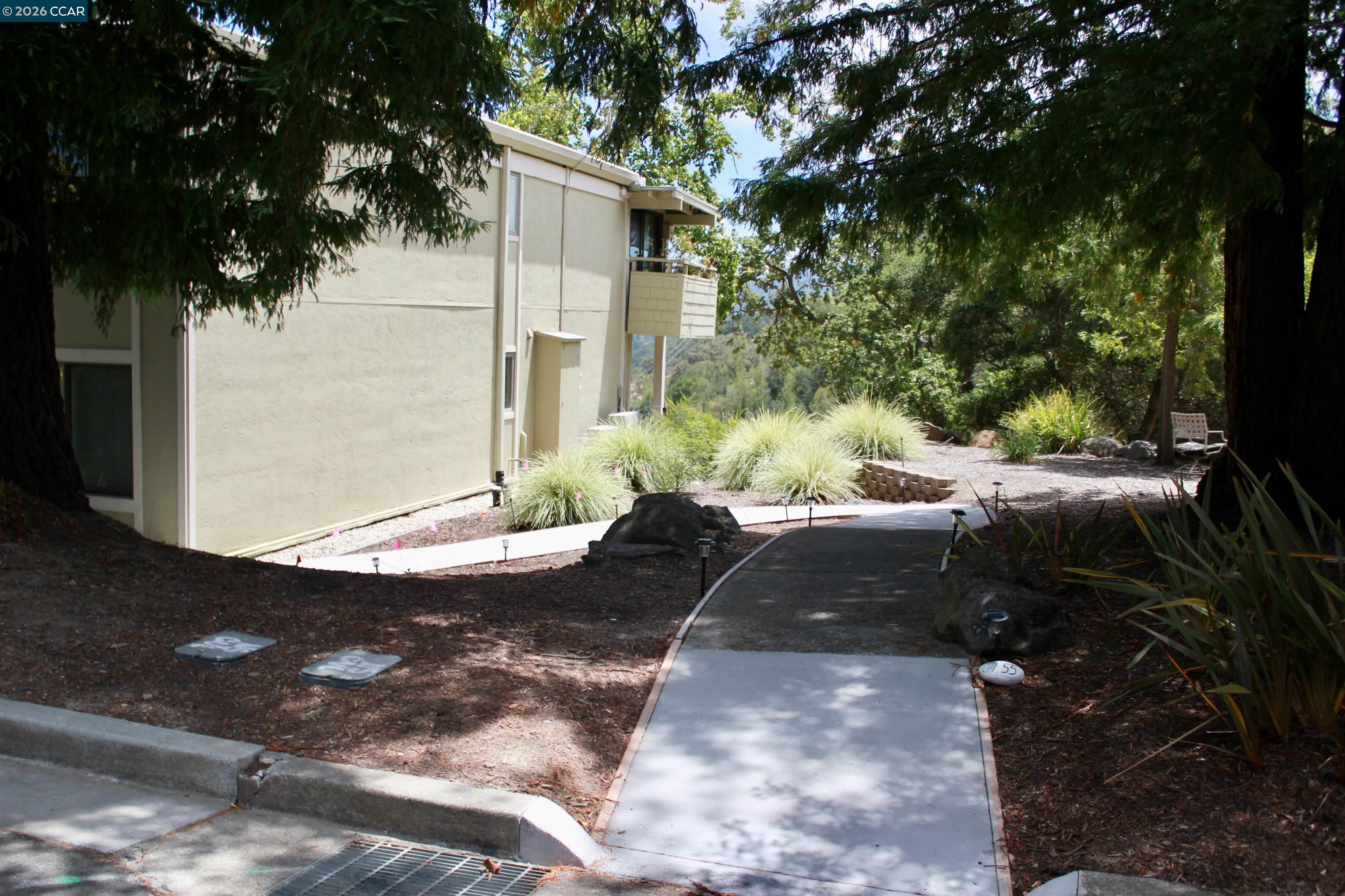 2100 Skycrest Drive # 10