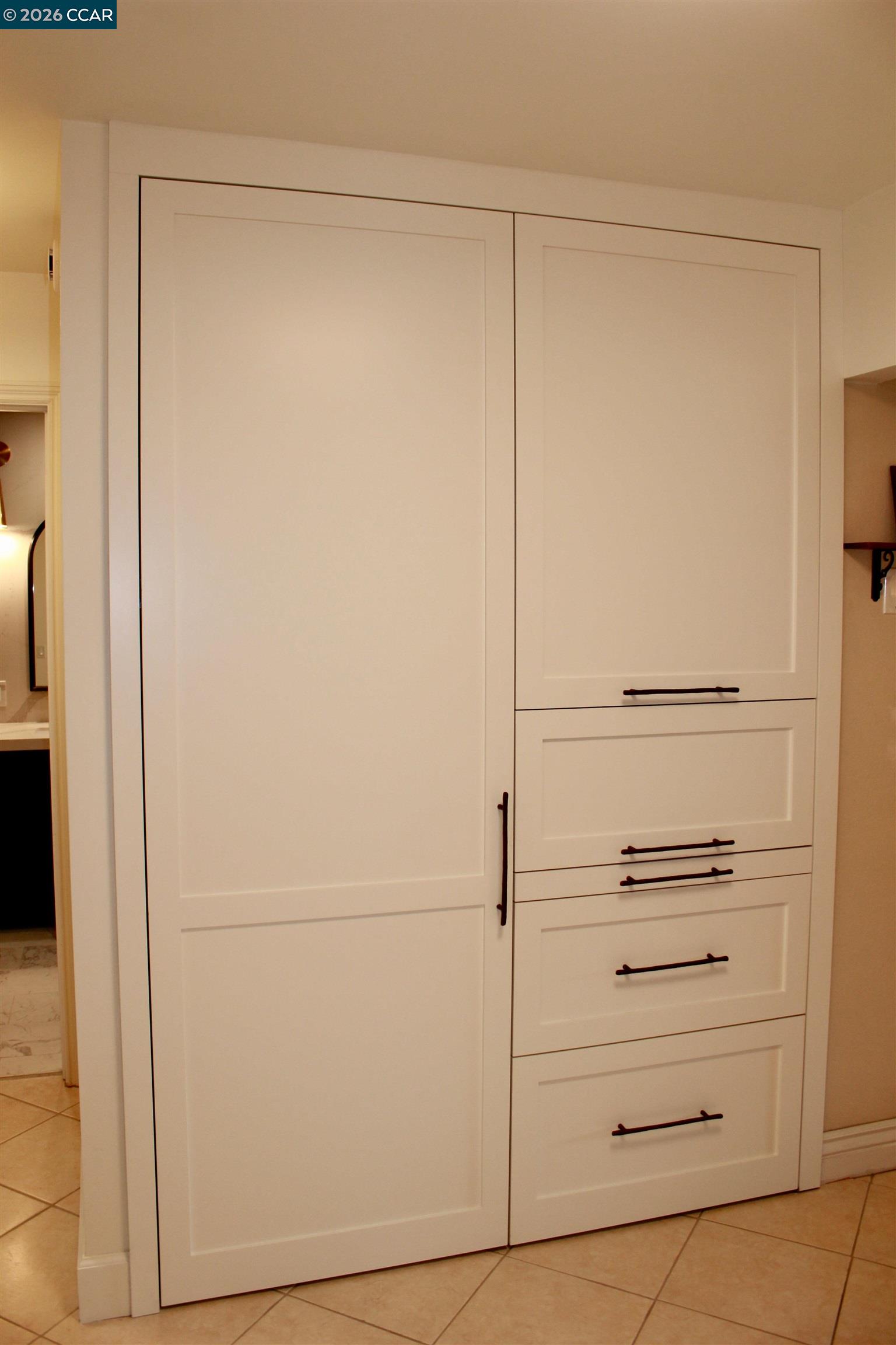 2100 Skycrest Drive # 10