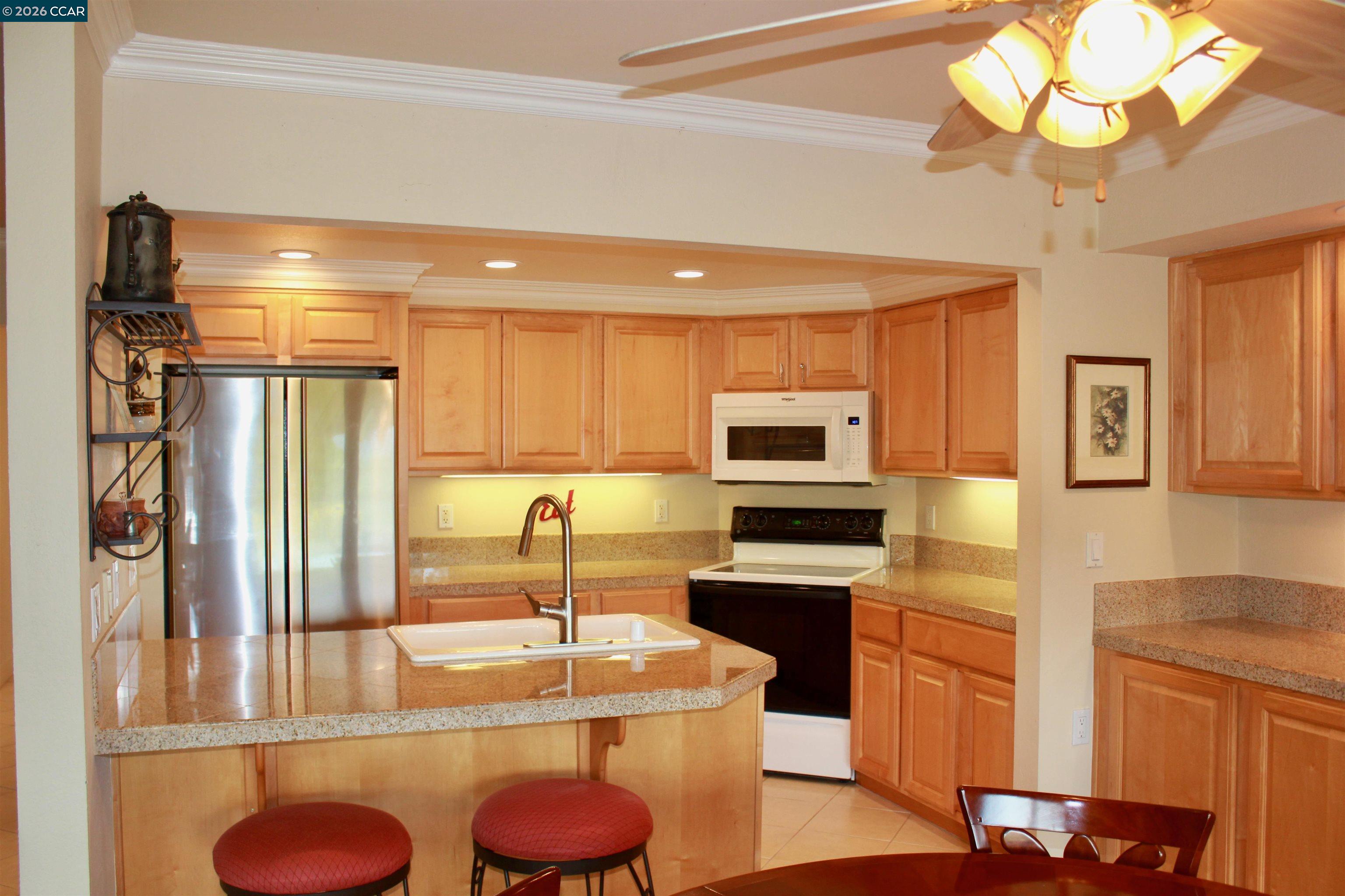 2100 Skycrest Drive # 10