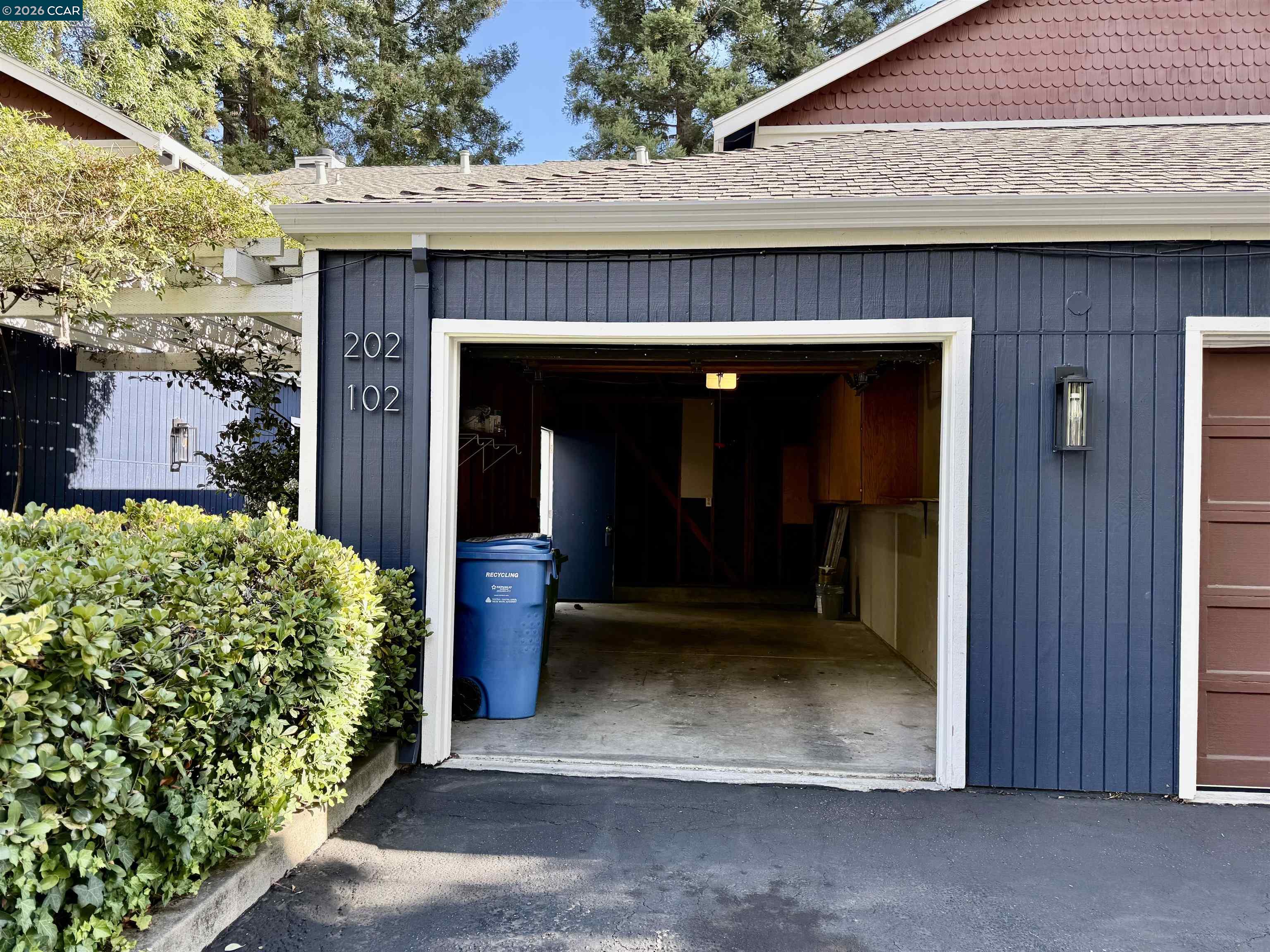 202 Kelley Ln