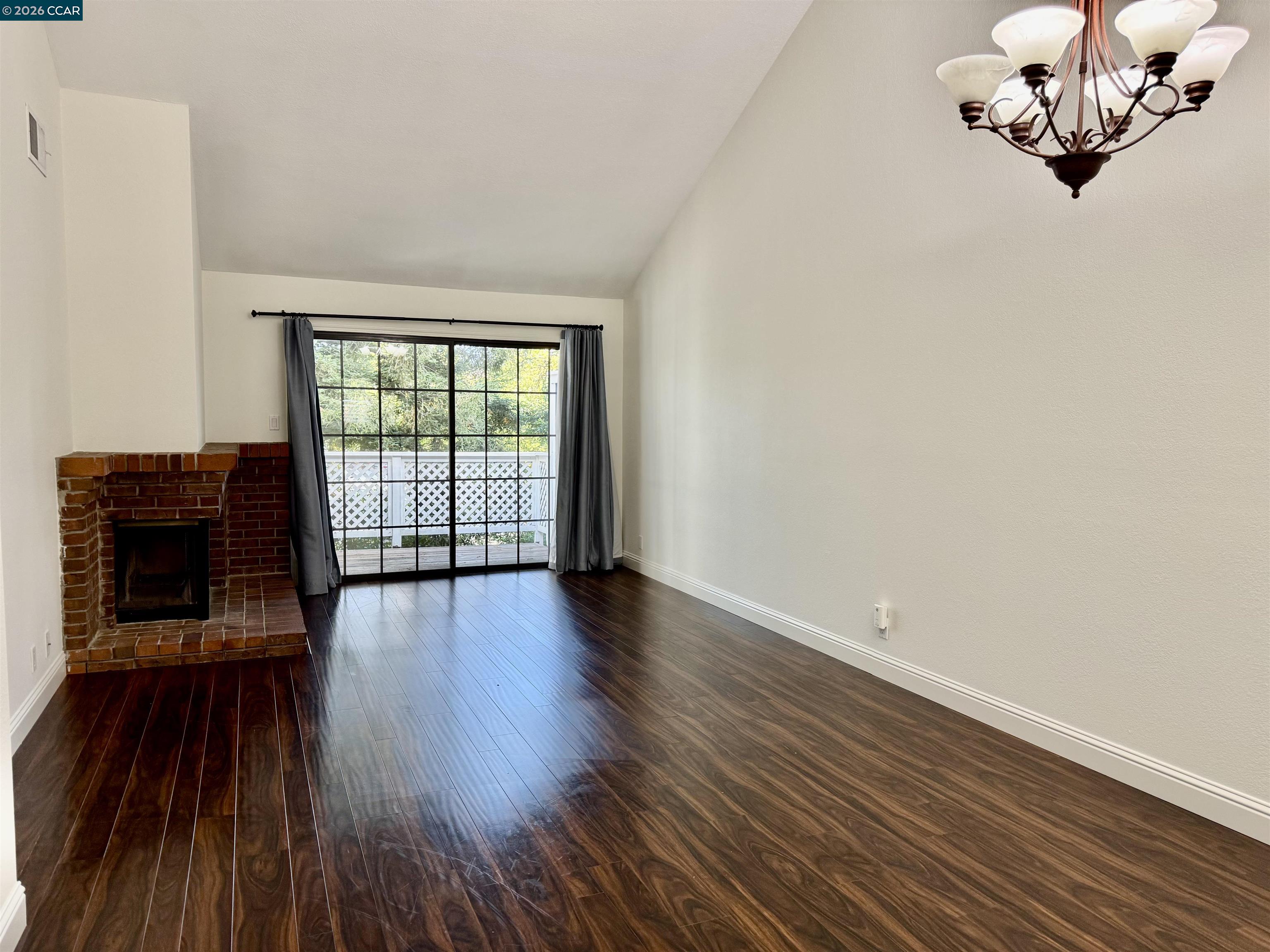 202 Kelley Ln