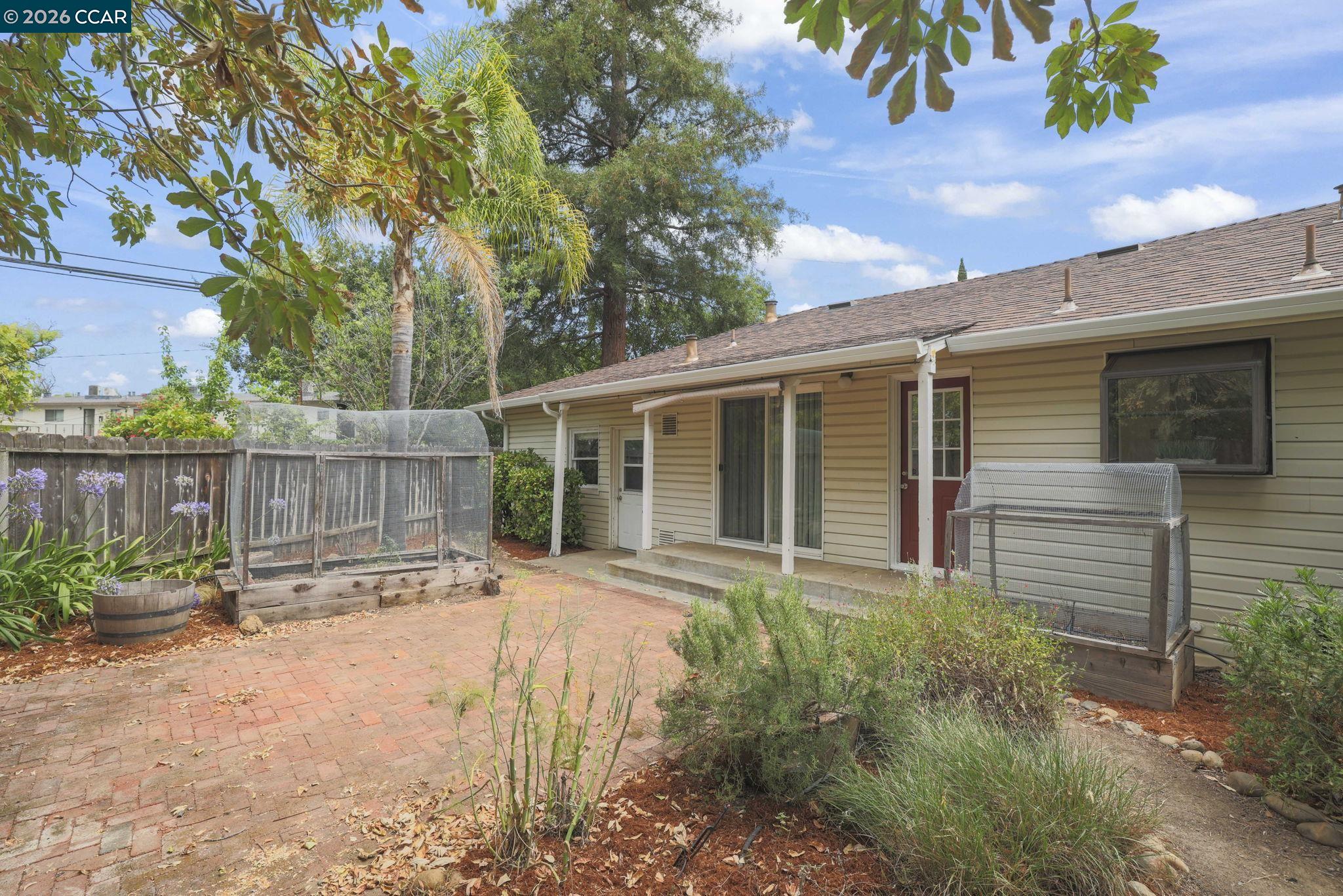 3000 Montebello Ct