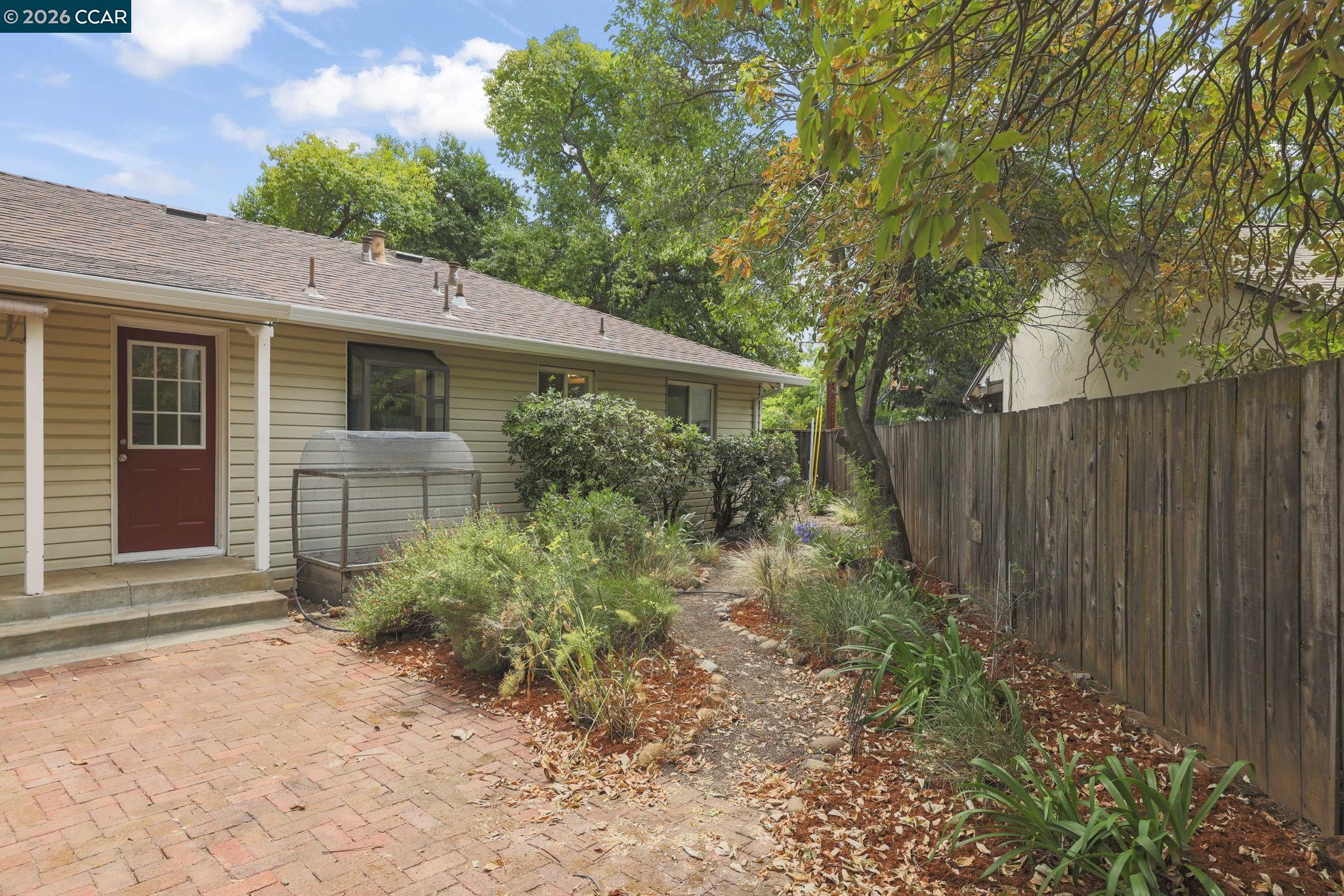 3000 Montebello Ct
