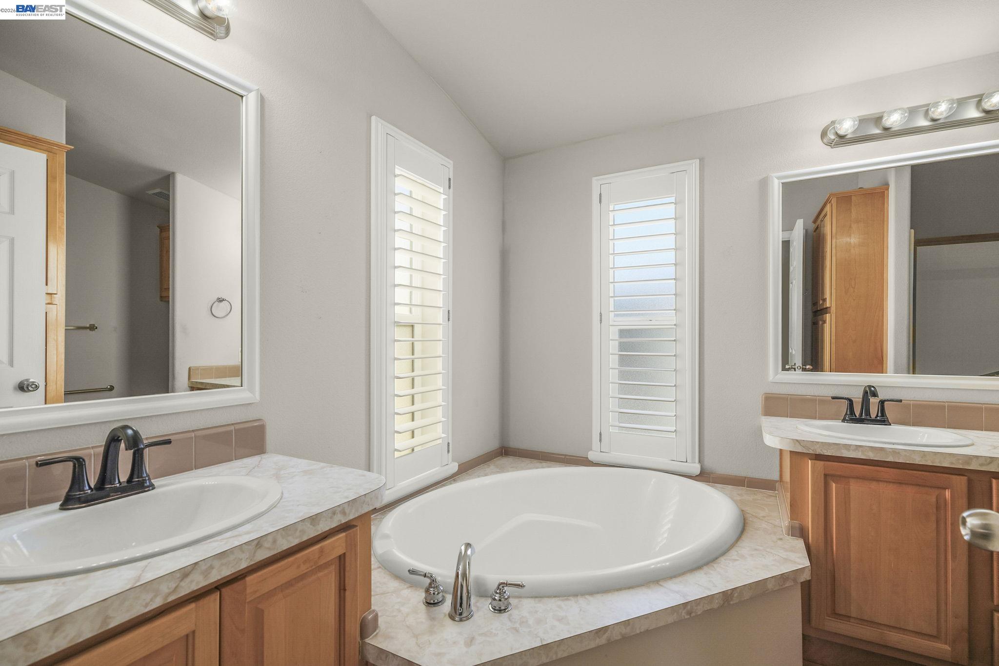 3263 Vineyard Ave., #16 # 16