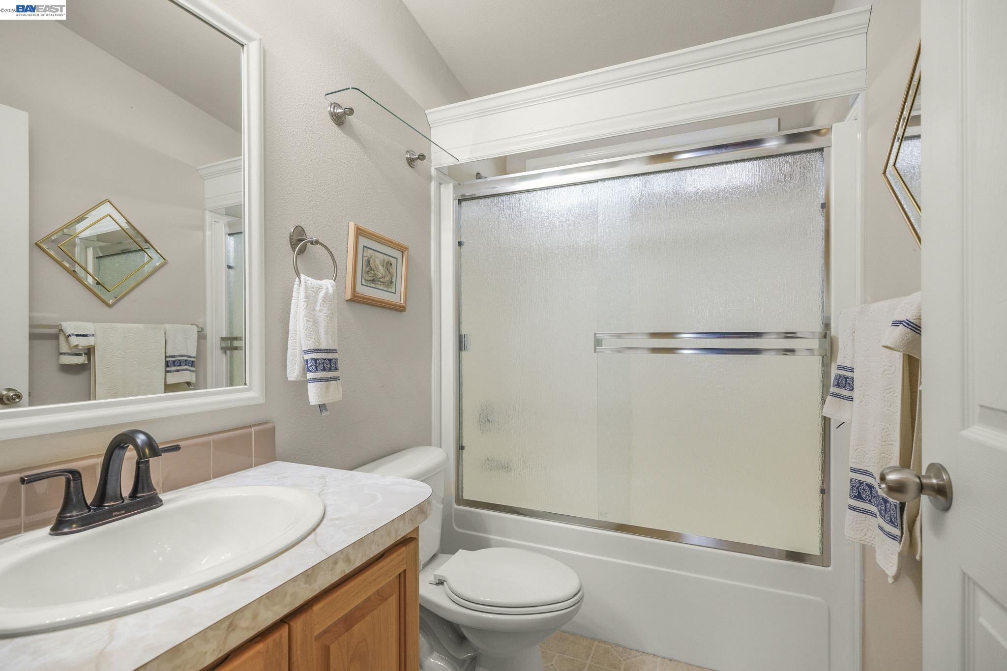 3263 Vineyard Ave., #16 # 16