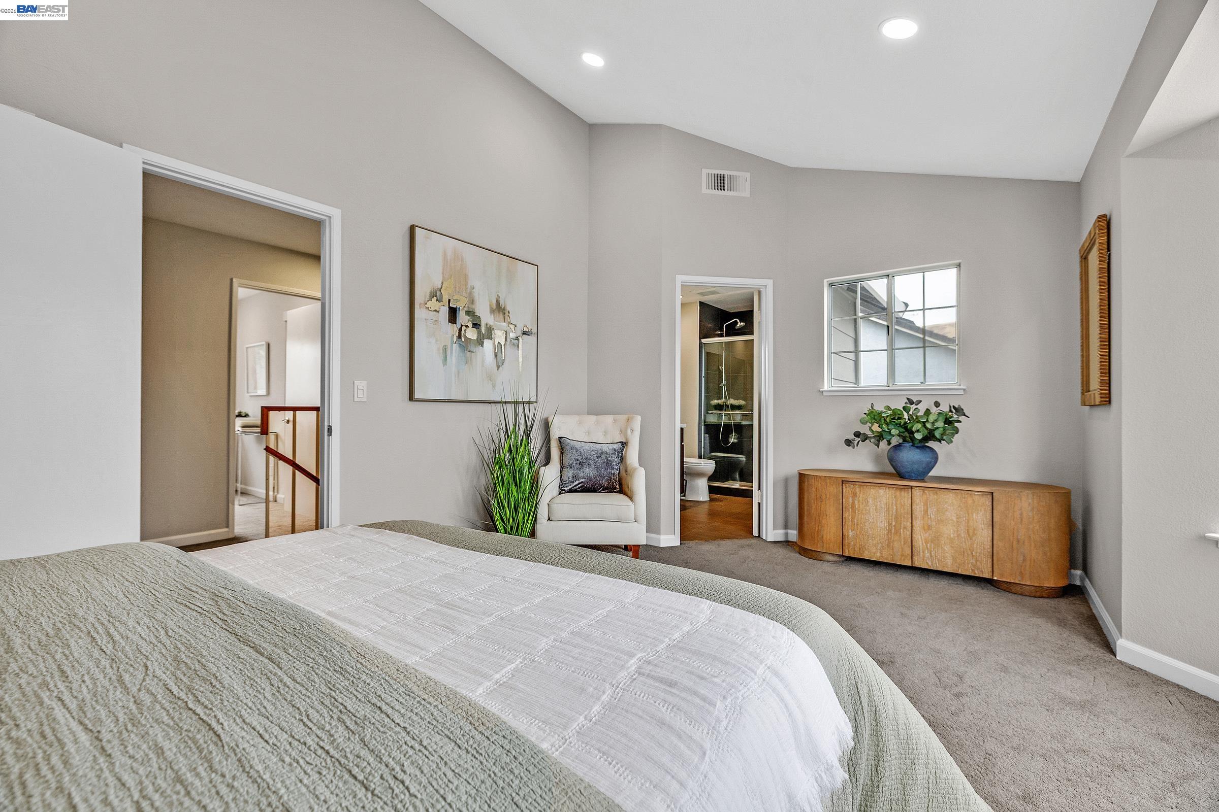 323 Sandstone Dr