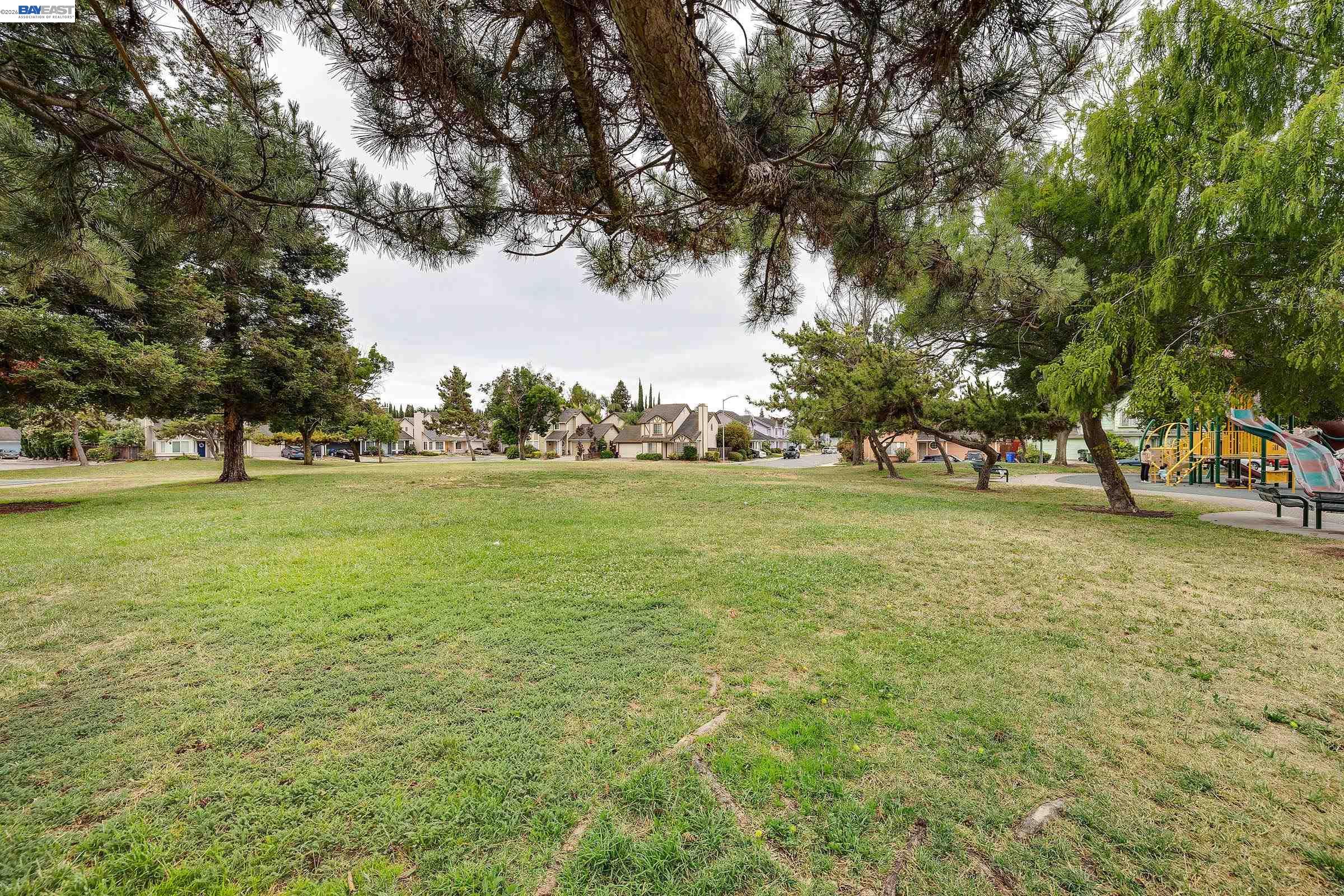 323 Sandstone Dr