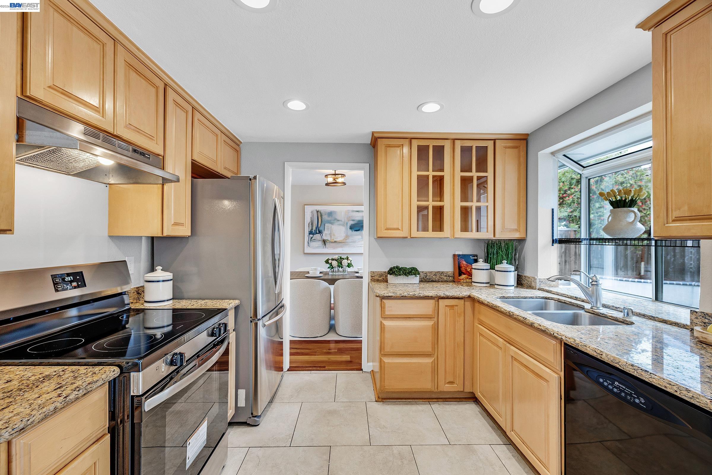 323 Sandstone Dr