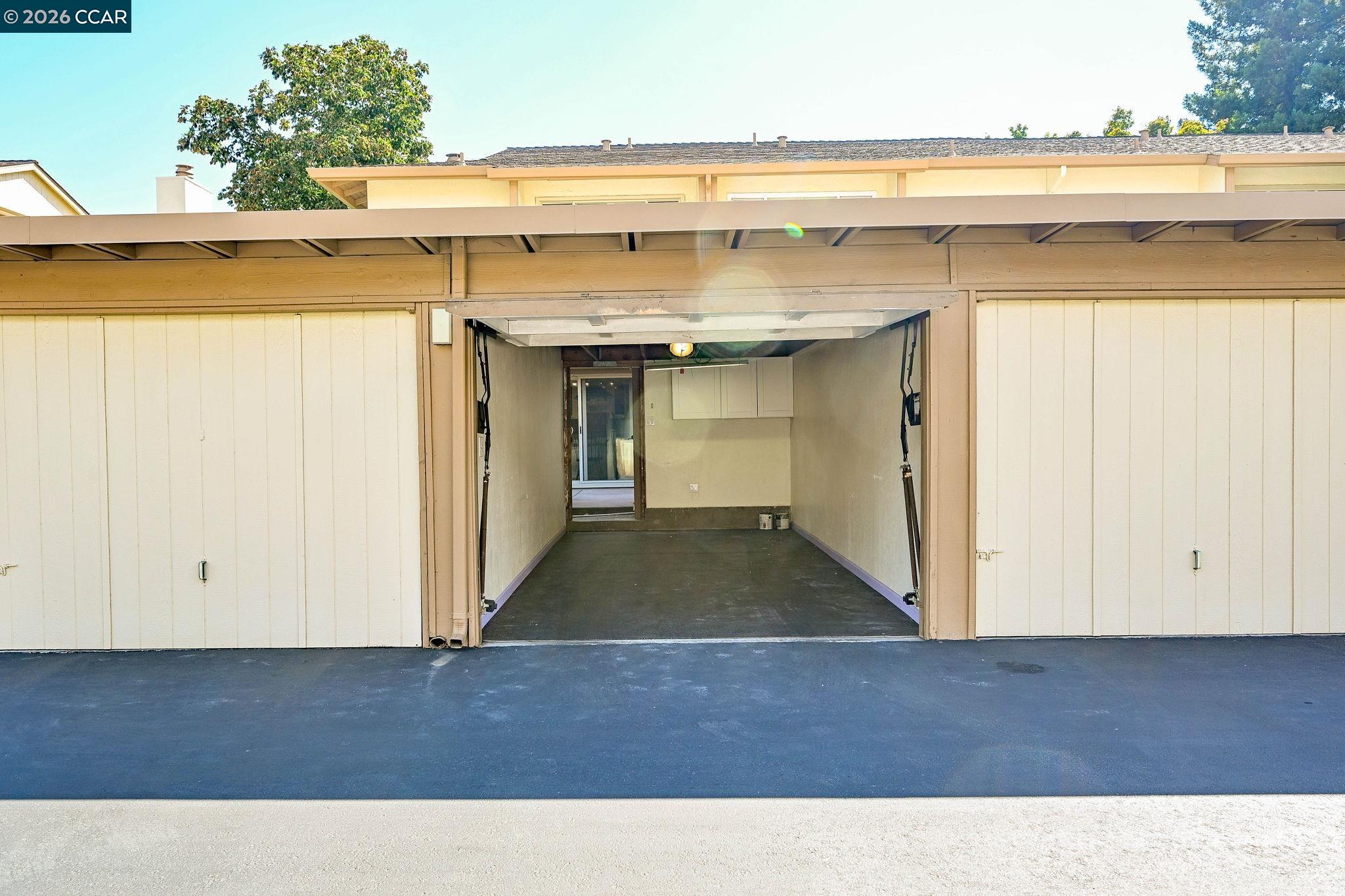 1927 Olmo Way