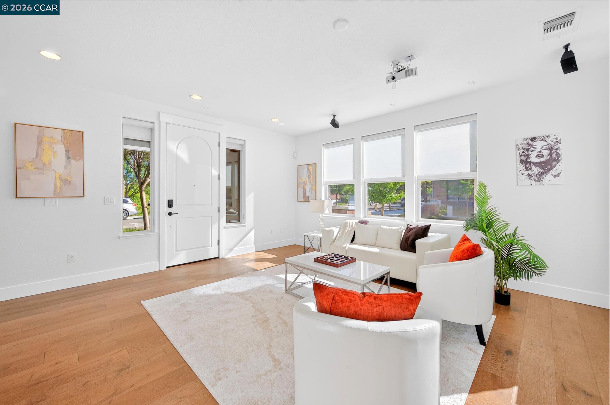 1600 Lexington Ln