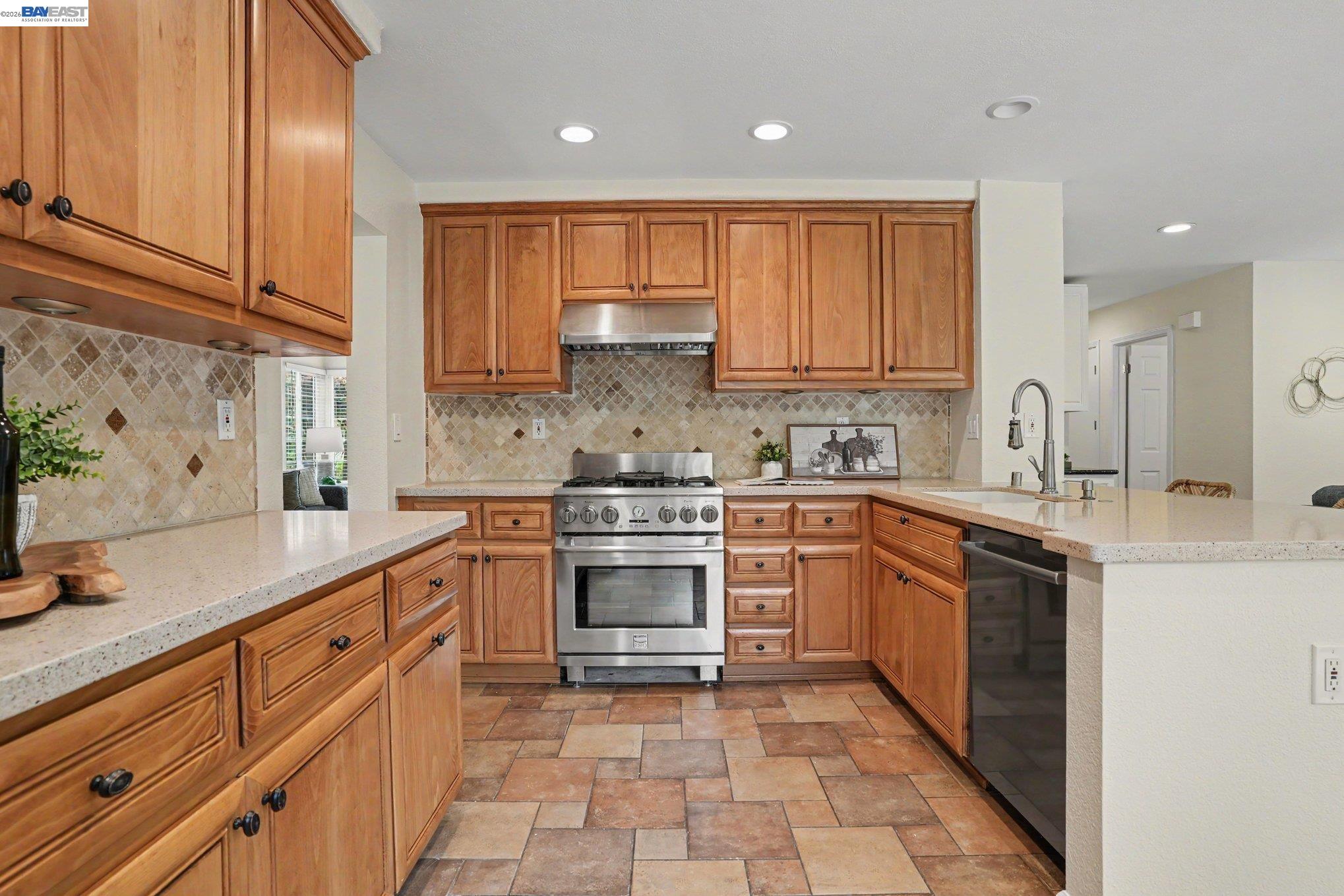 135 Justin Cir