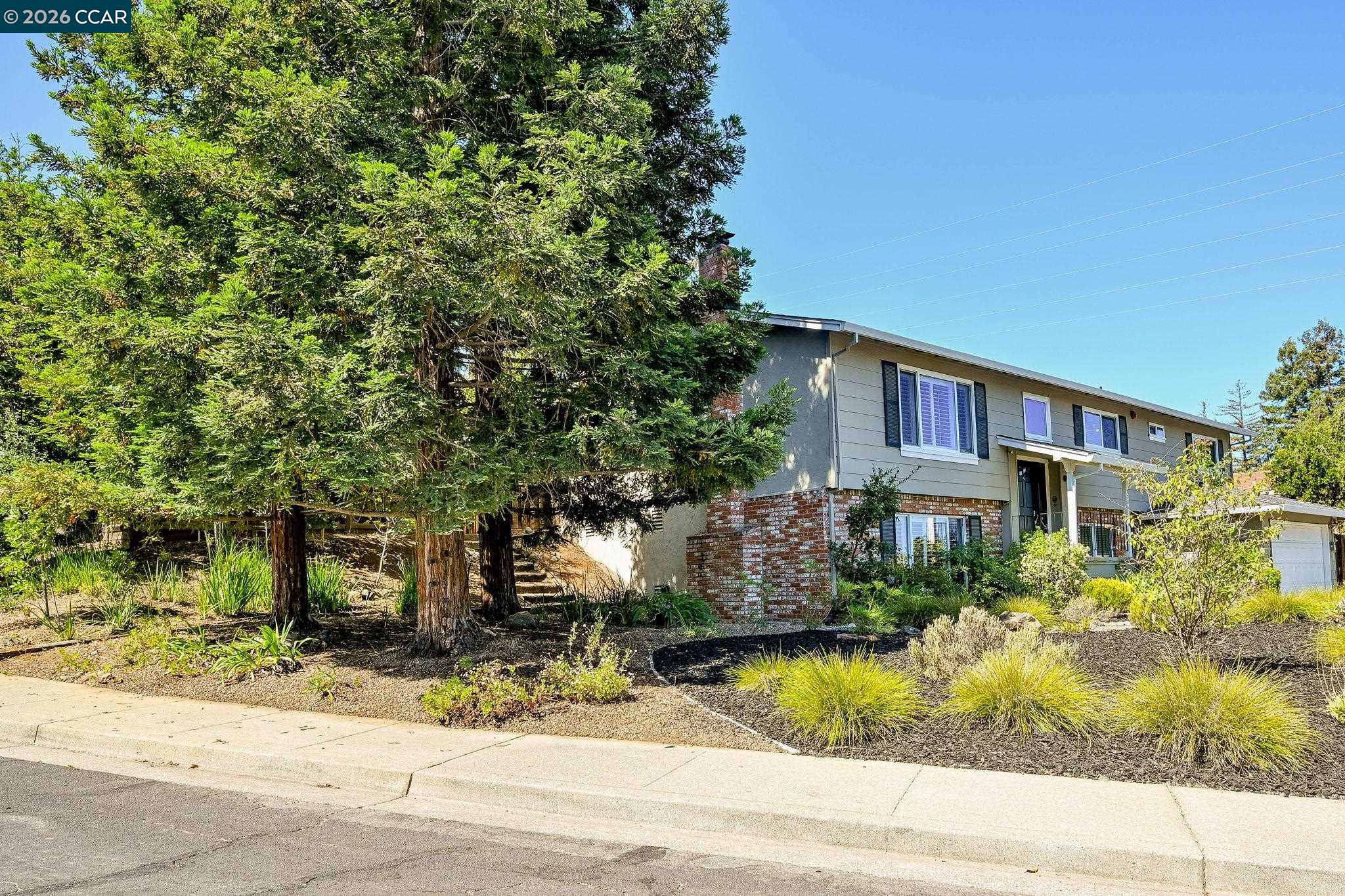5706 Pepperridge Way