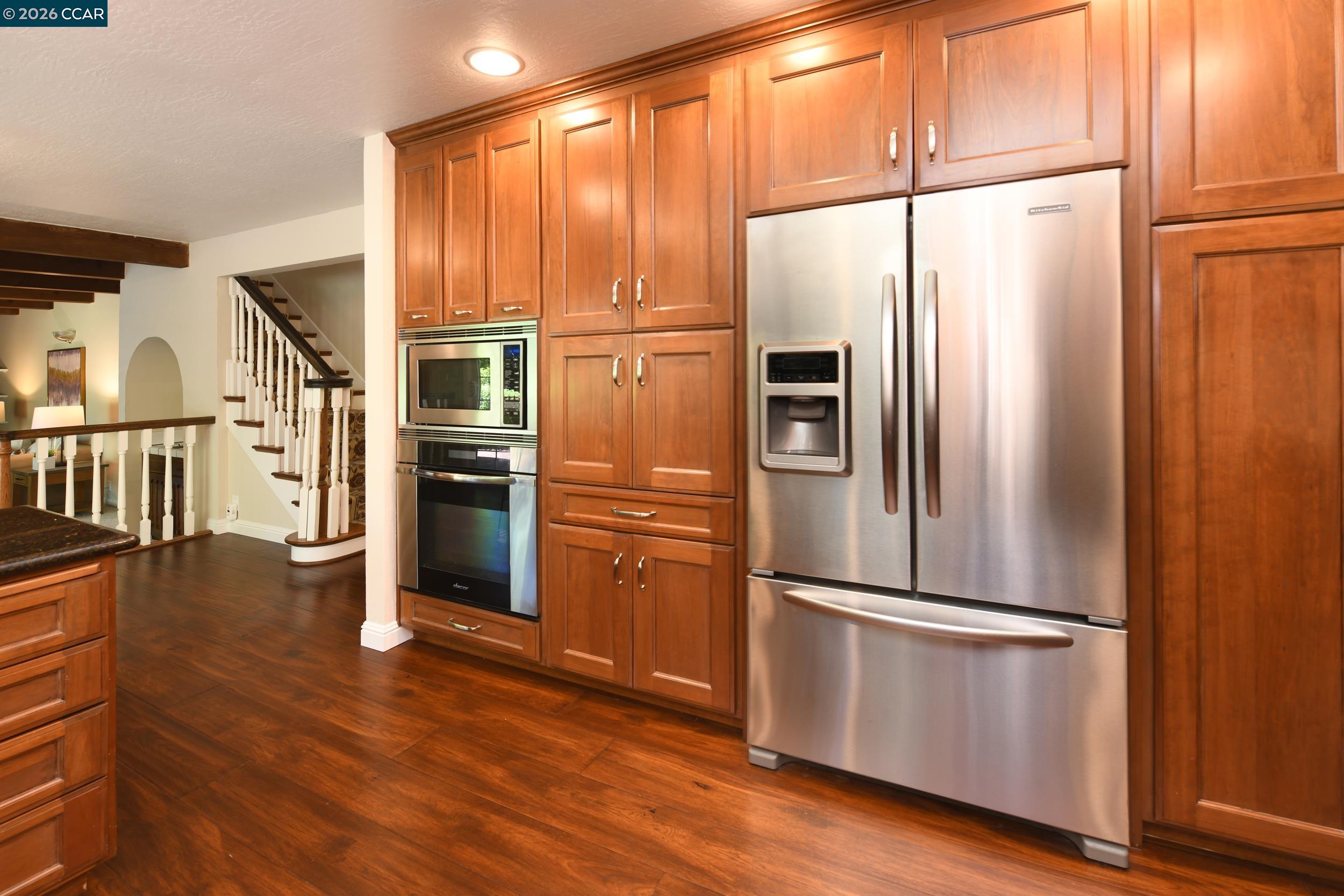 3130 La Playa Ct
