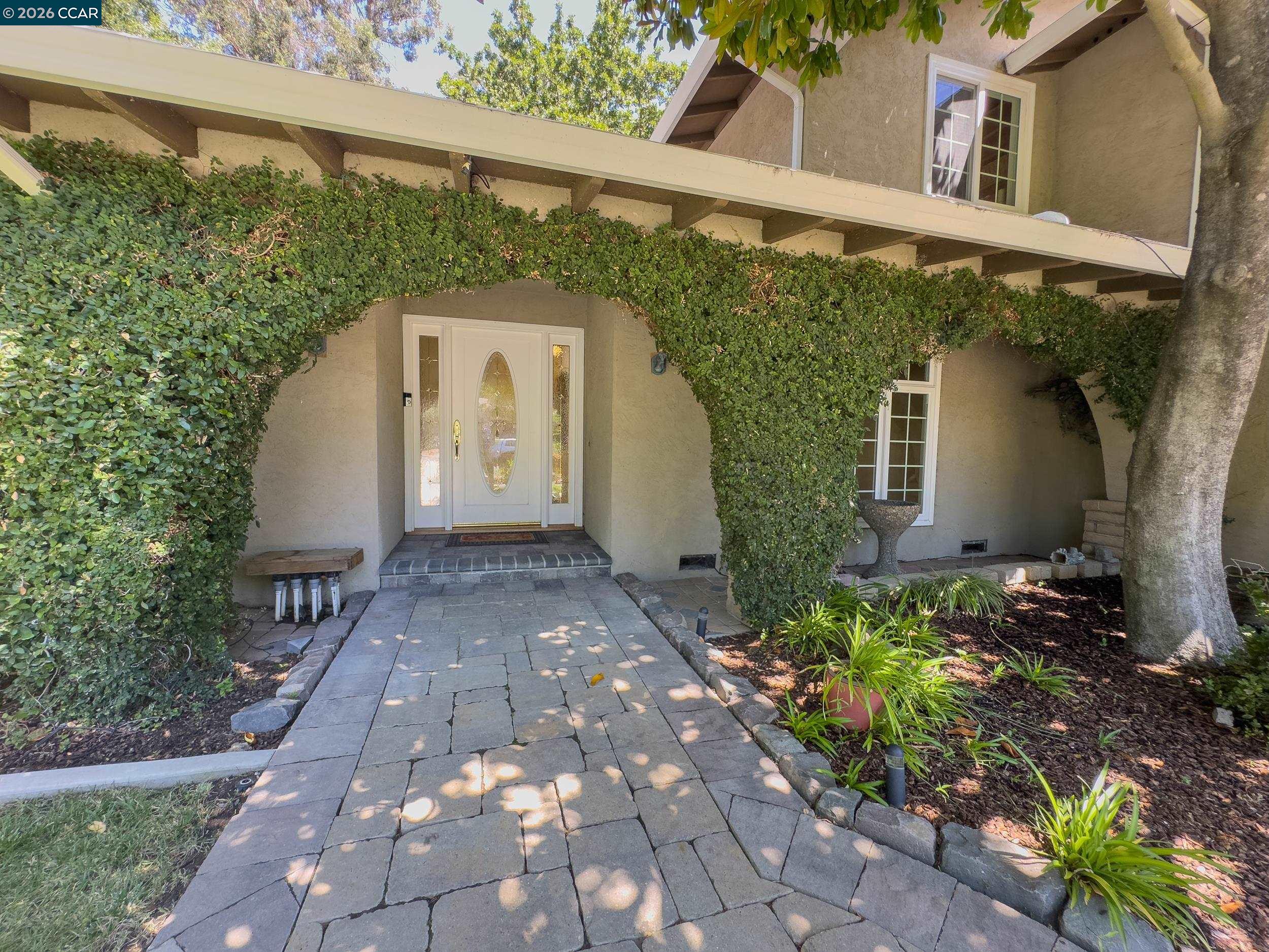3130 La Playa Ct