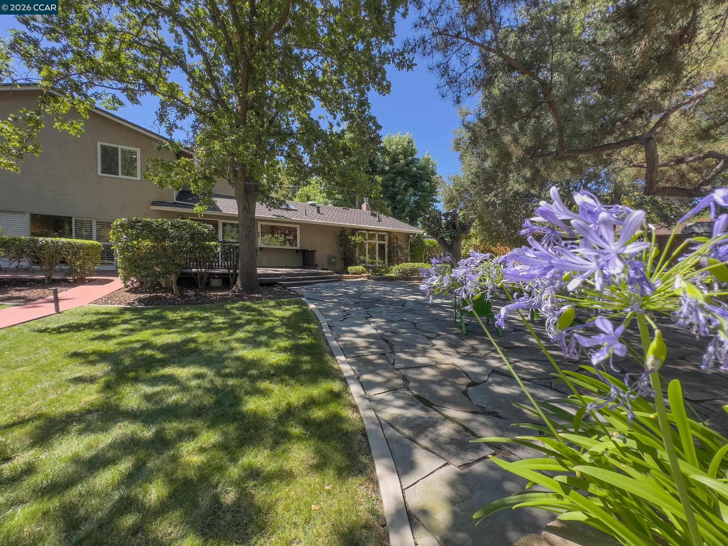 3130 La Playa Ct