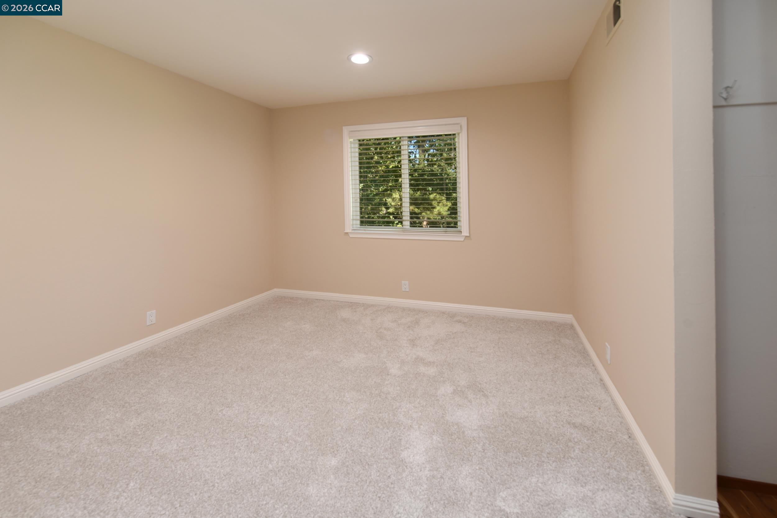 3130 La Playa Ct