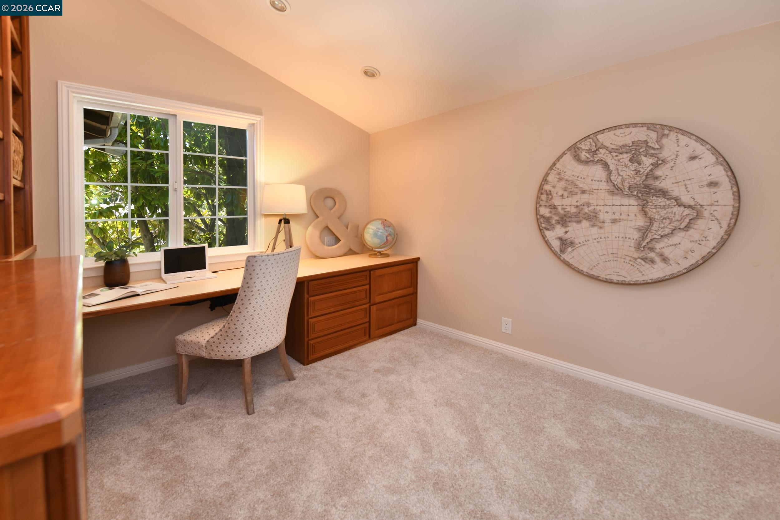 3130 La Playa Ct