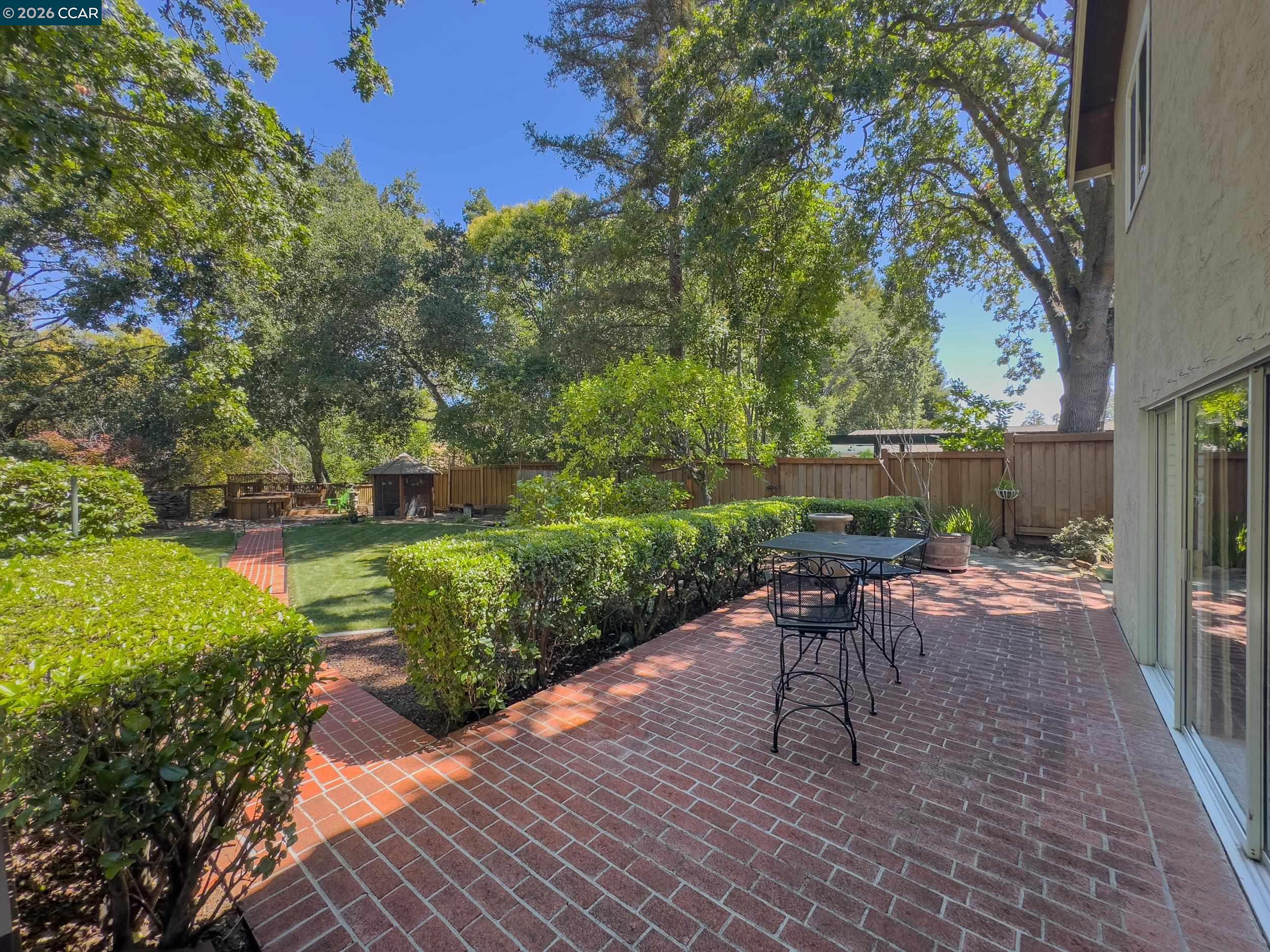 3130 La Playa Ct