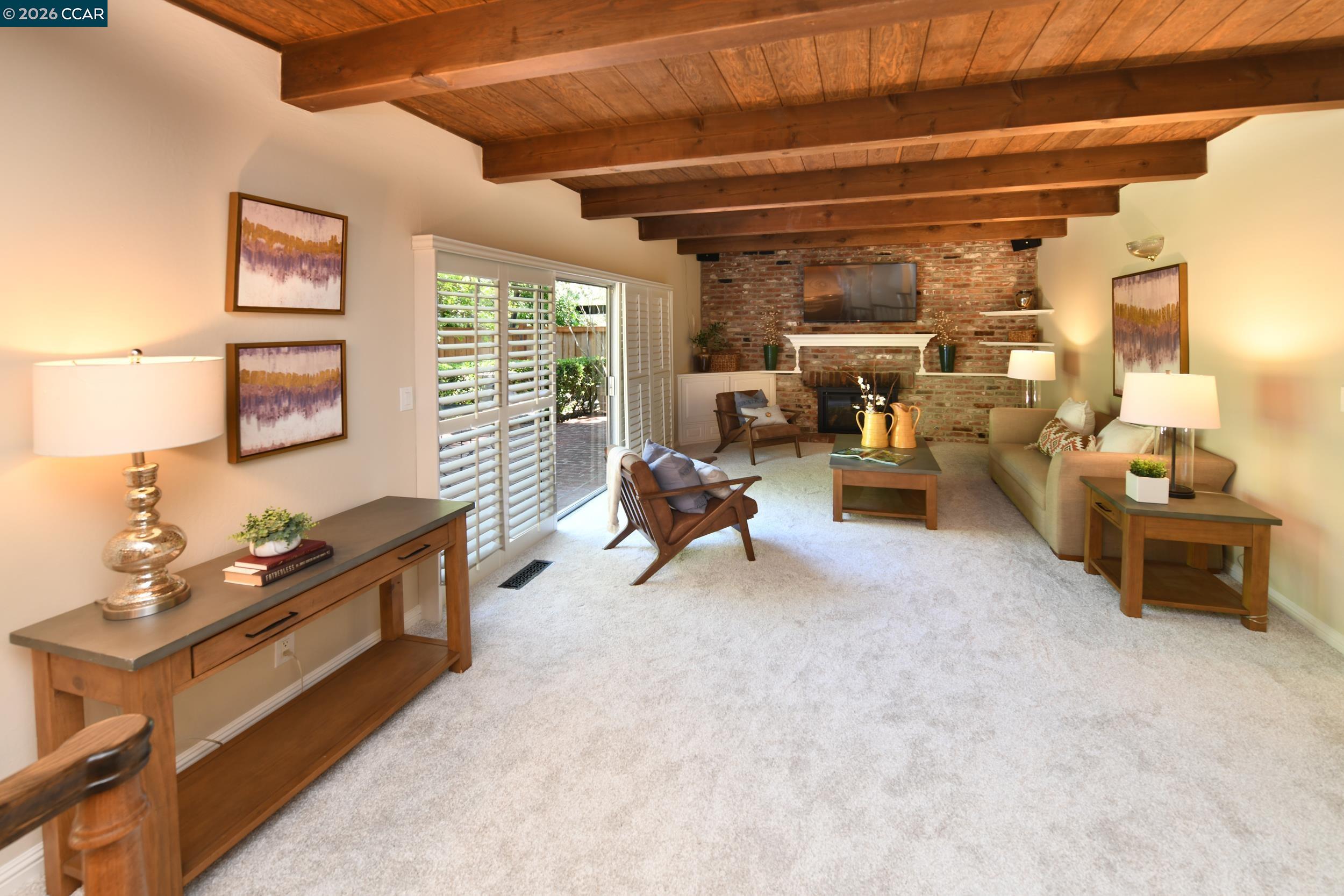 3130 La Playa Ct