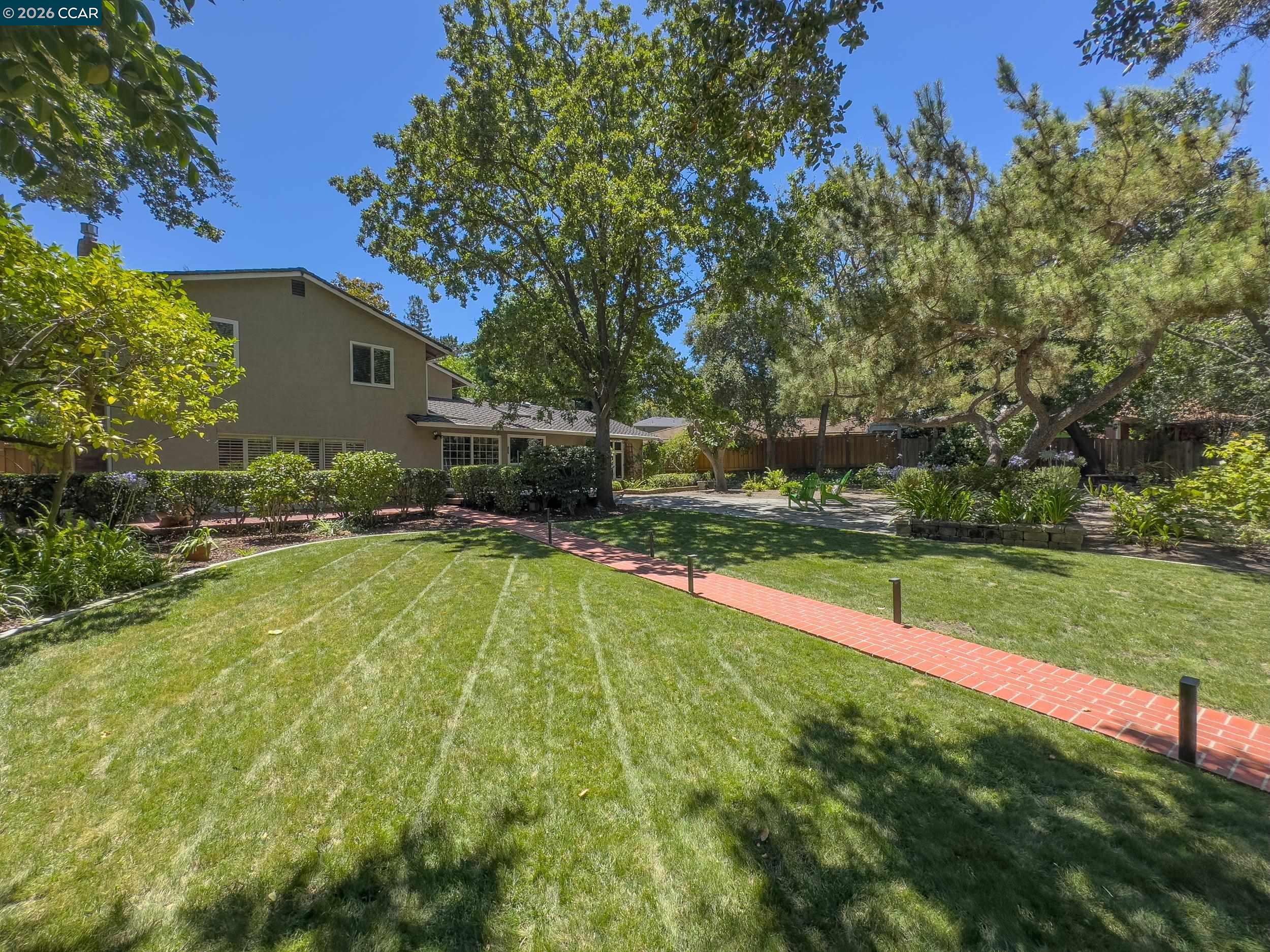 3130 La Playa Ct