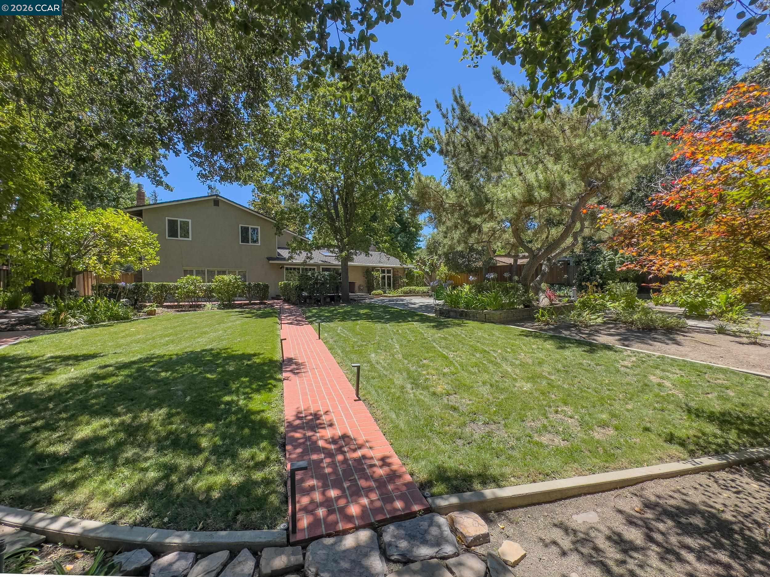 3130 La Playa Ct