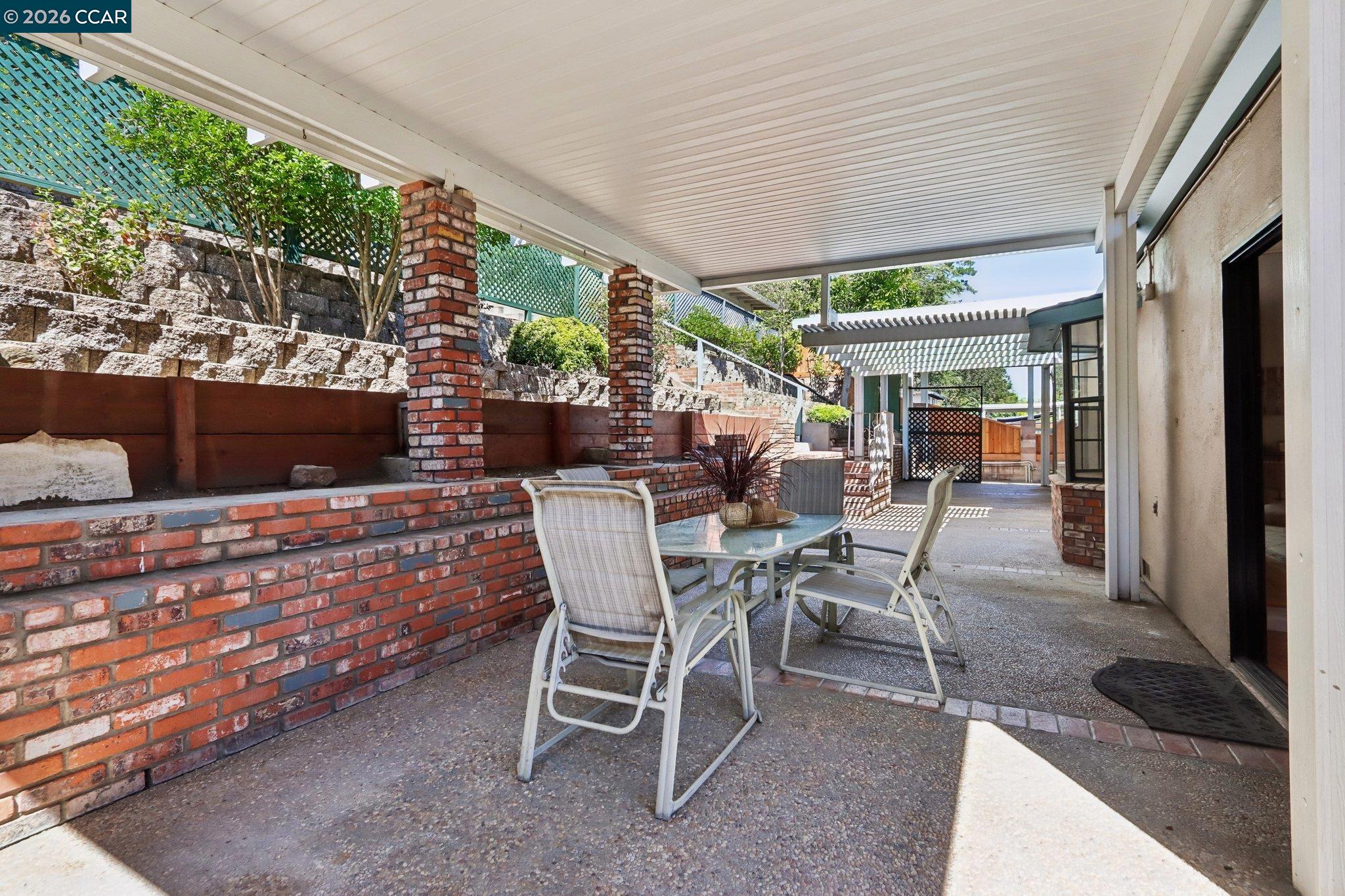 5456 Degnan Dr