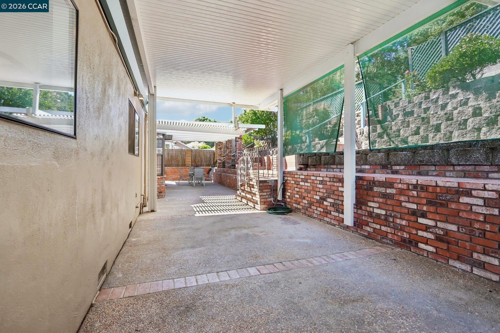 5456 Degnan Dr