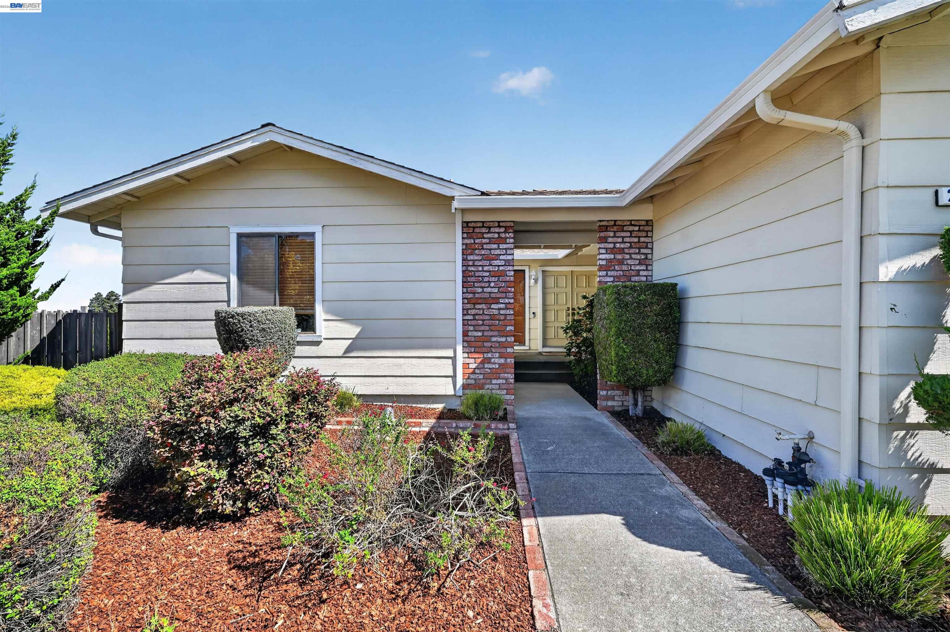 26976 Hemmingway Ct