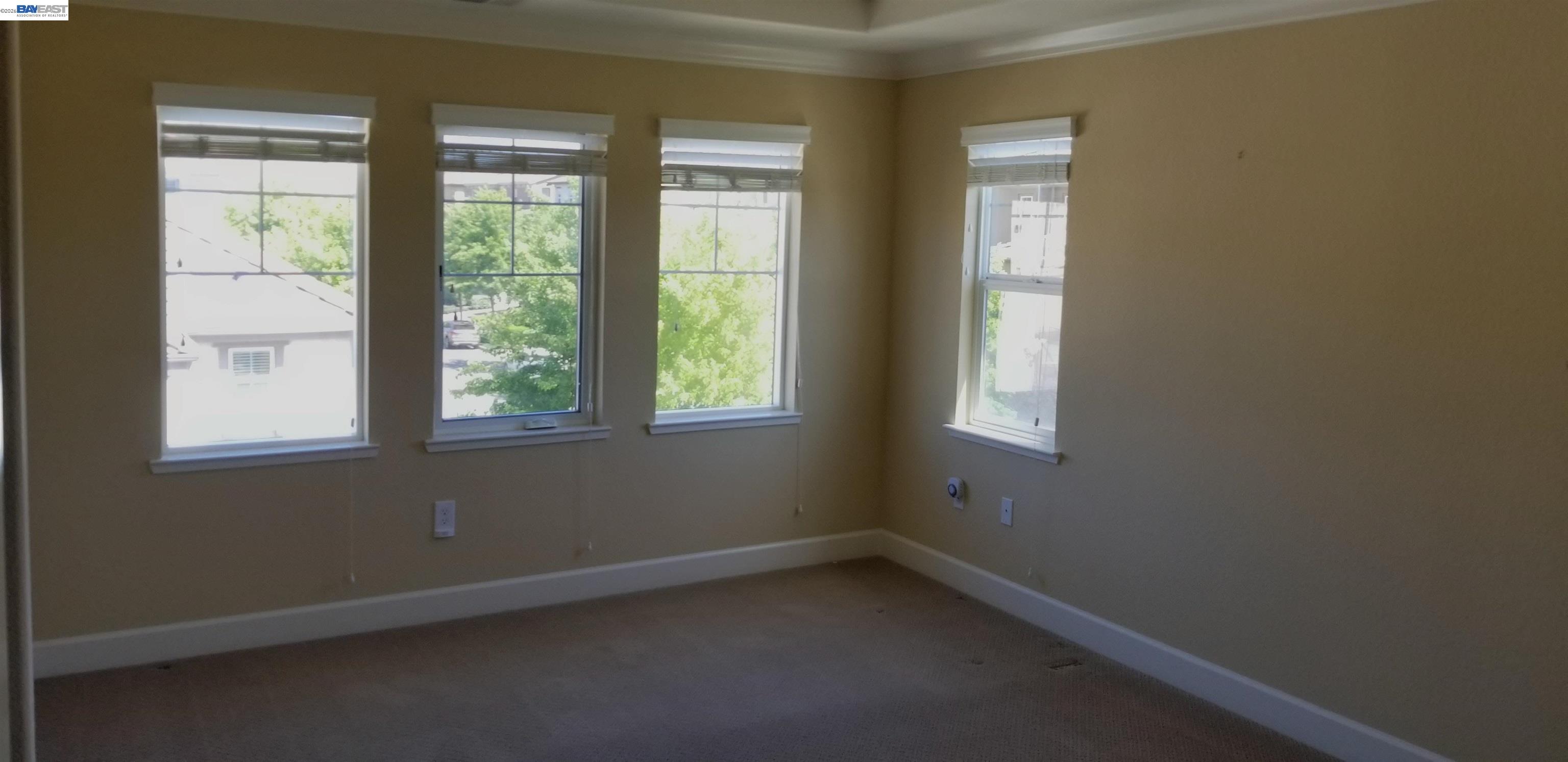 538 Selby Ln