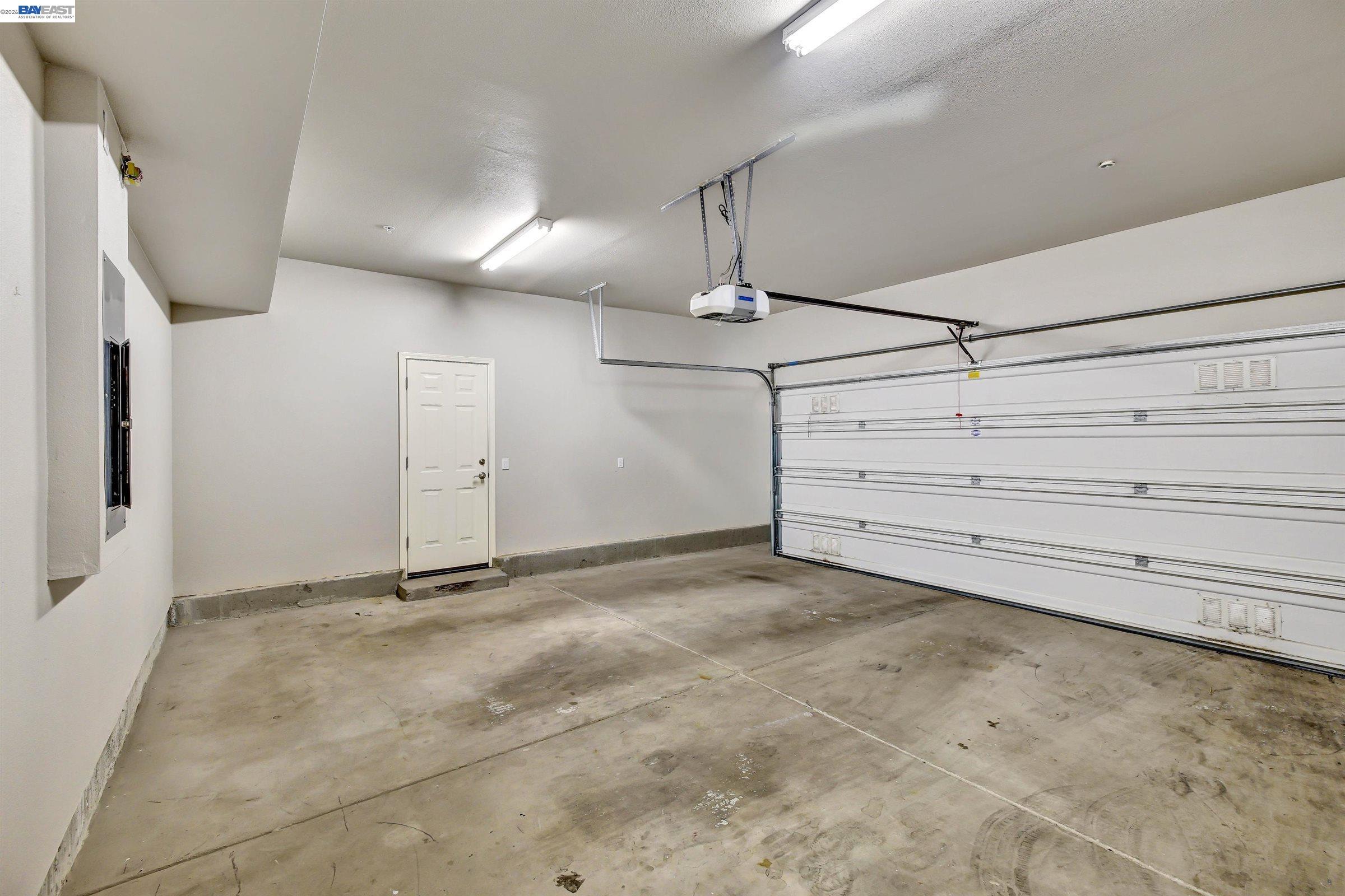 538 Selby Ln