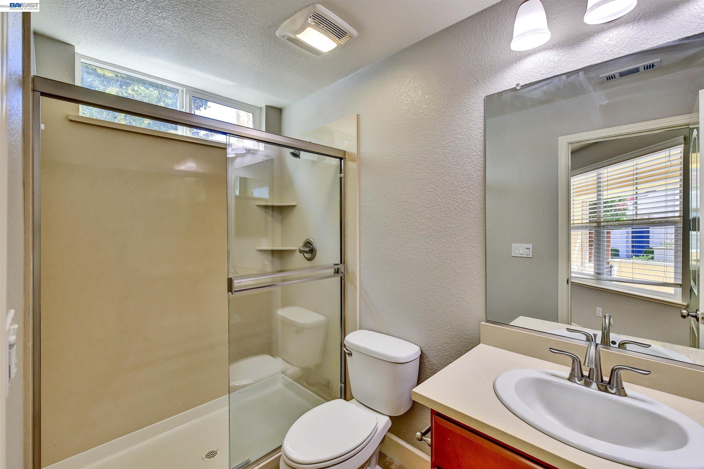 538 Selby Ln