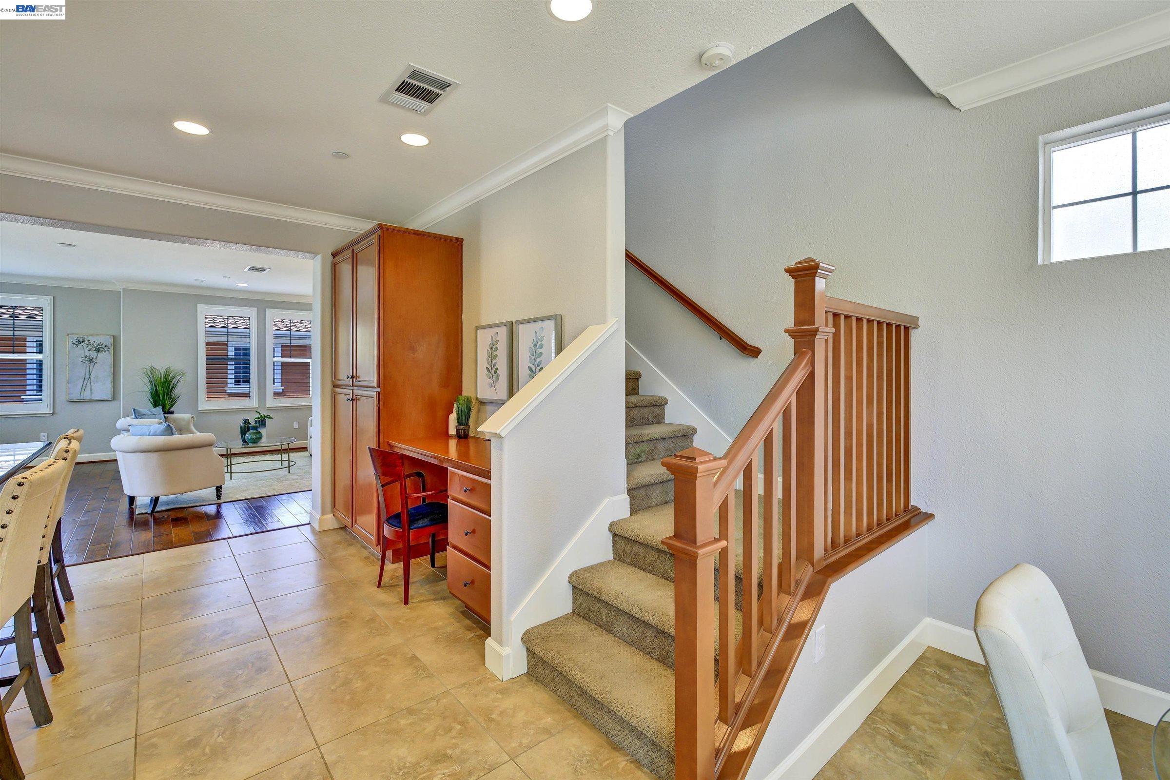 538 Selby Ln