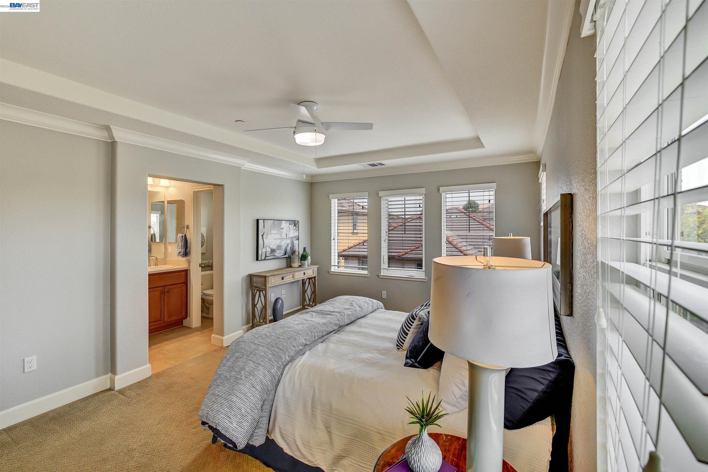 538 Selby Ln