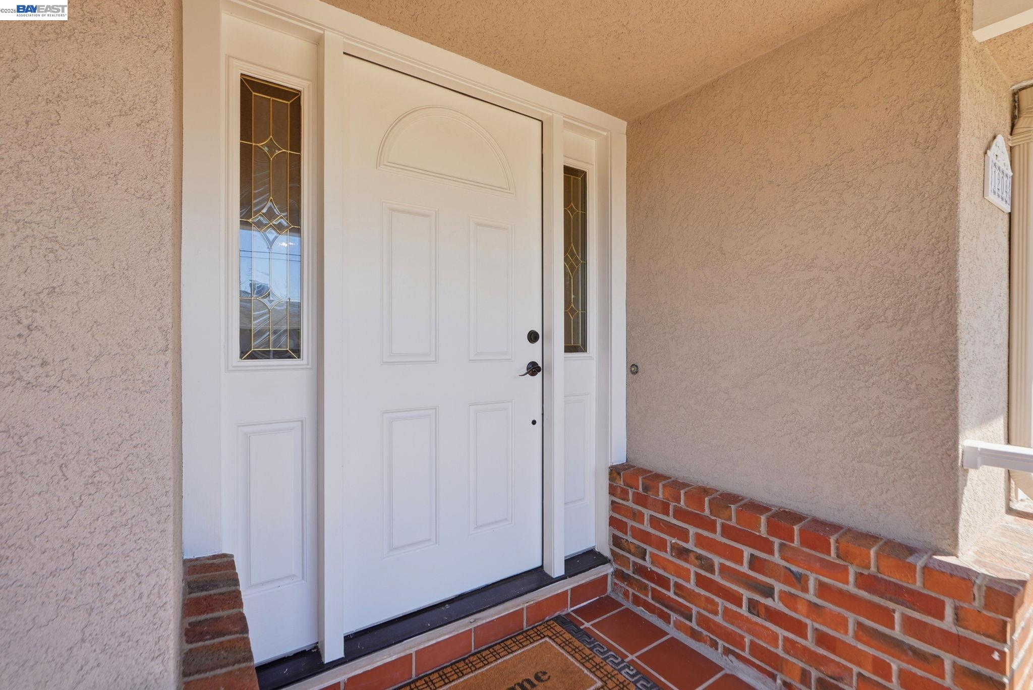 1204 Vistagrand Dr