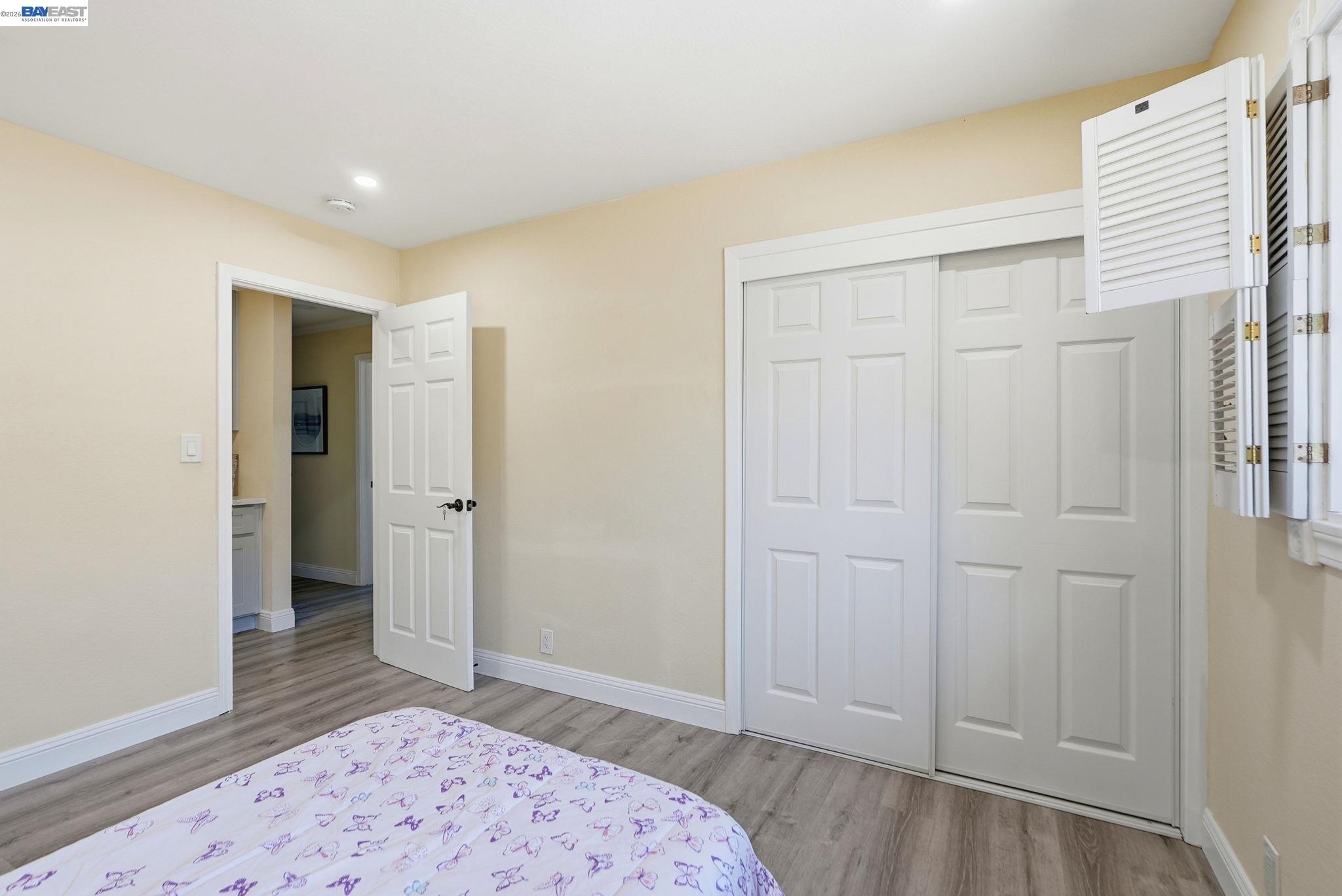 1204 Vistagrand Dr
