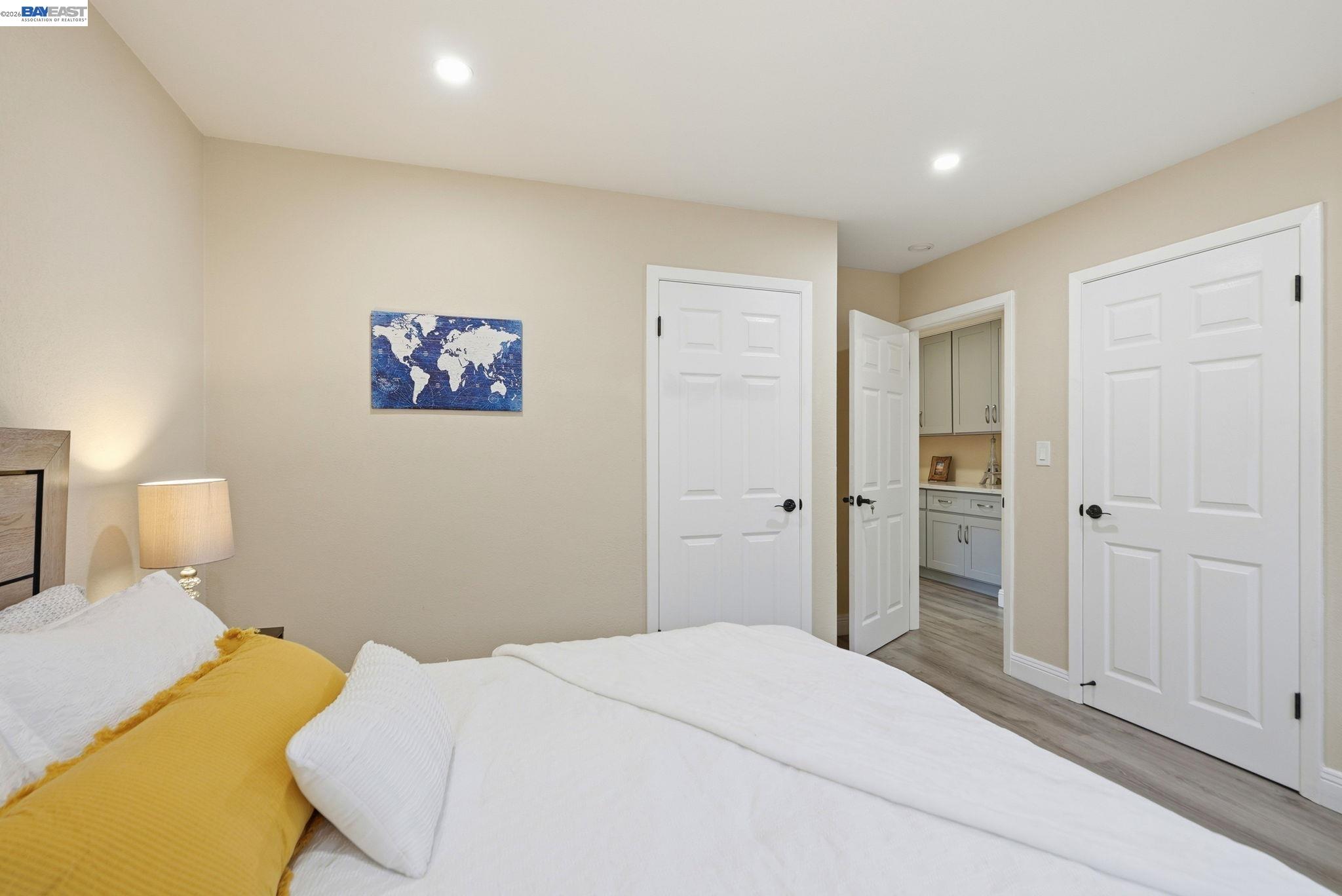 1204 Vistagrand Dr