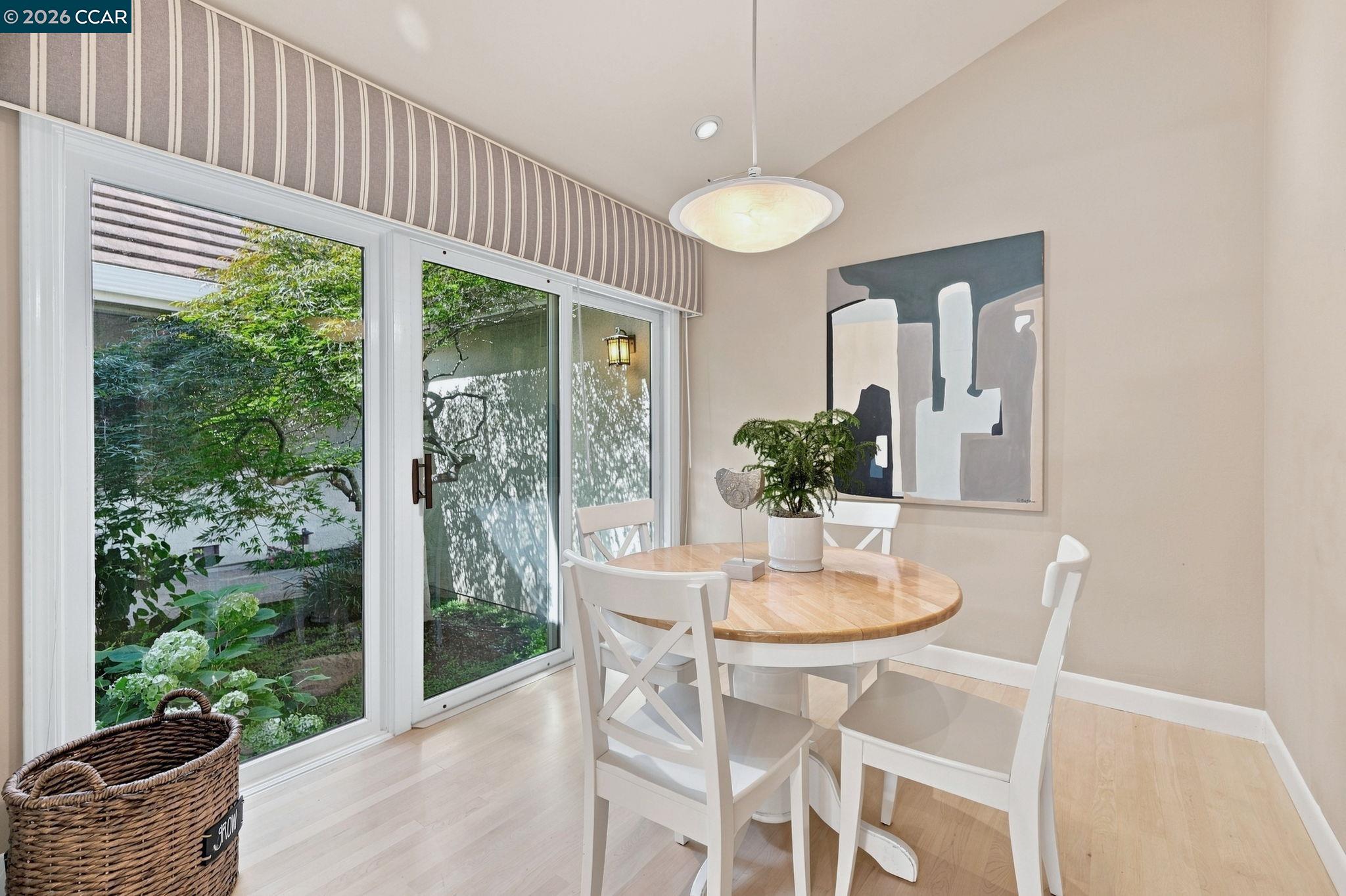 10 Edinburgh Pl