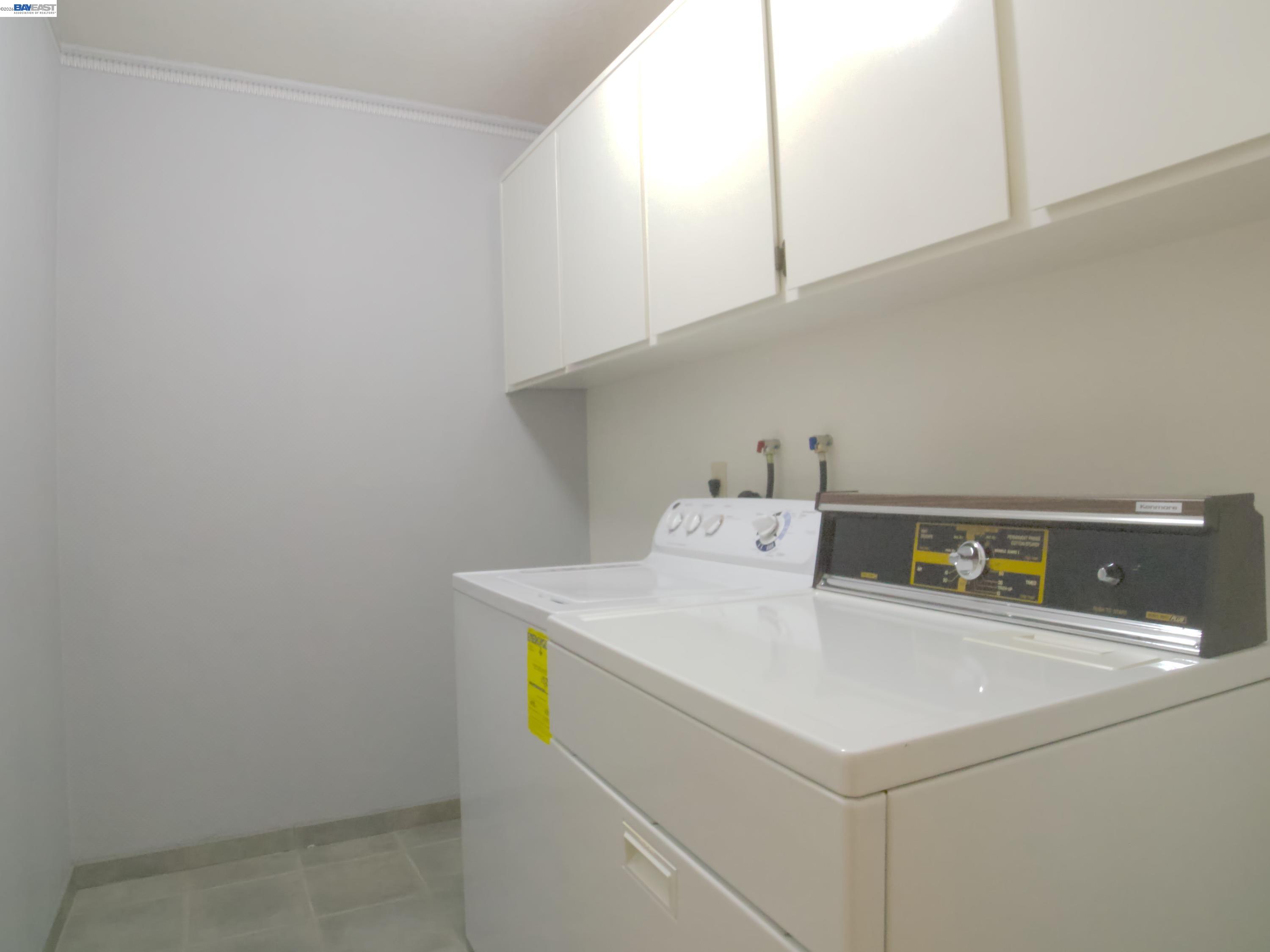 5214 5214 Riverdale Ct