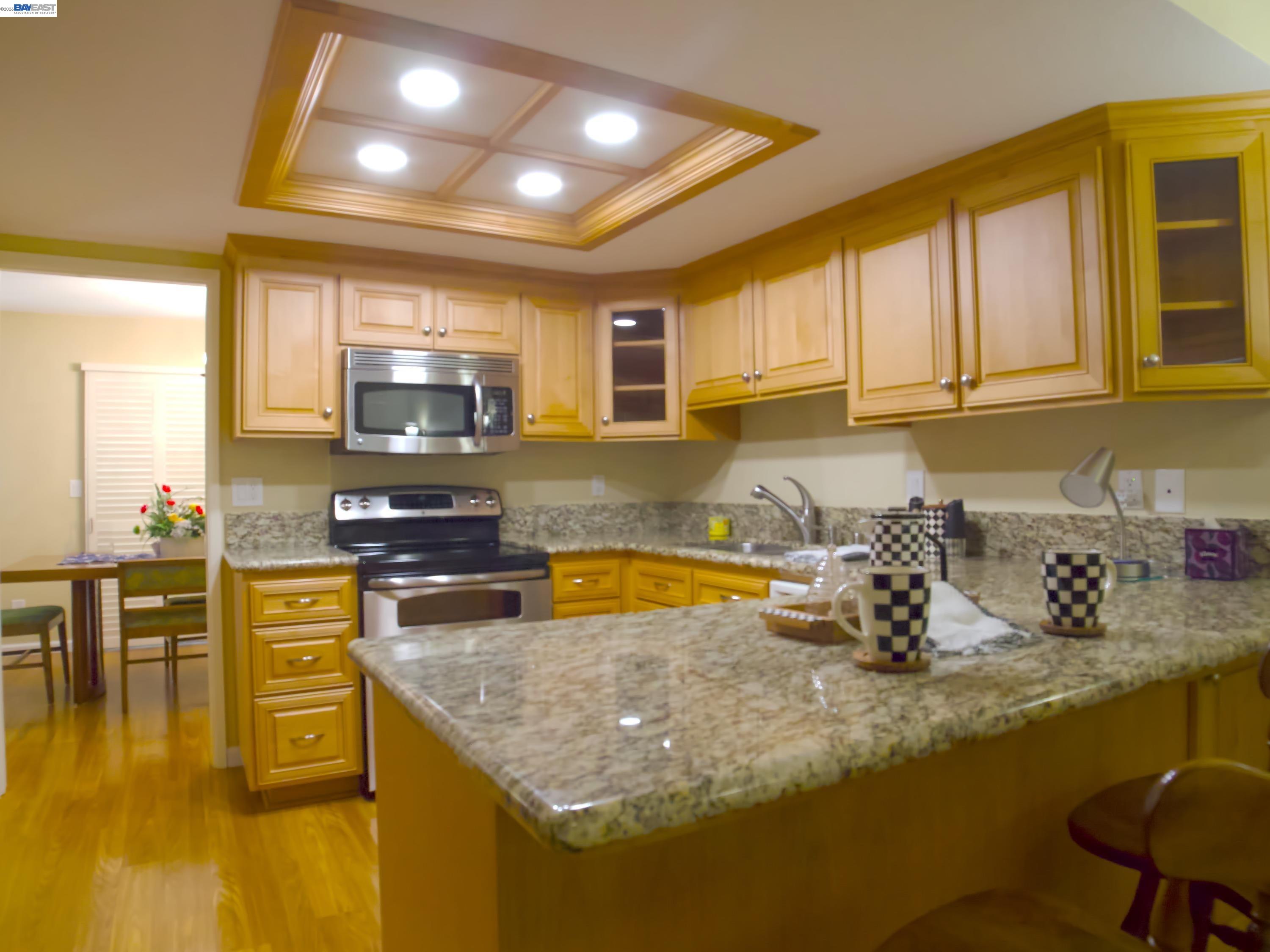 5214 5214 Riverdale Ct