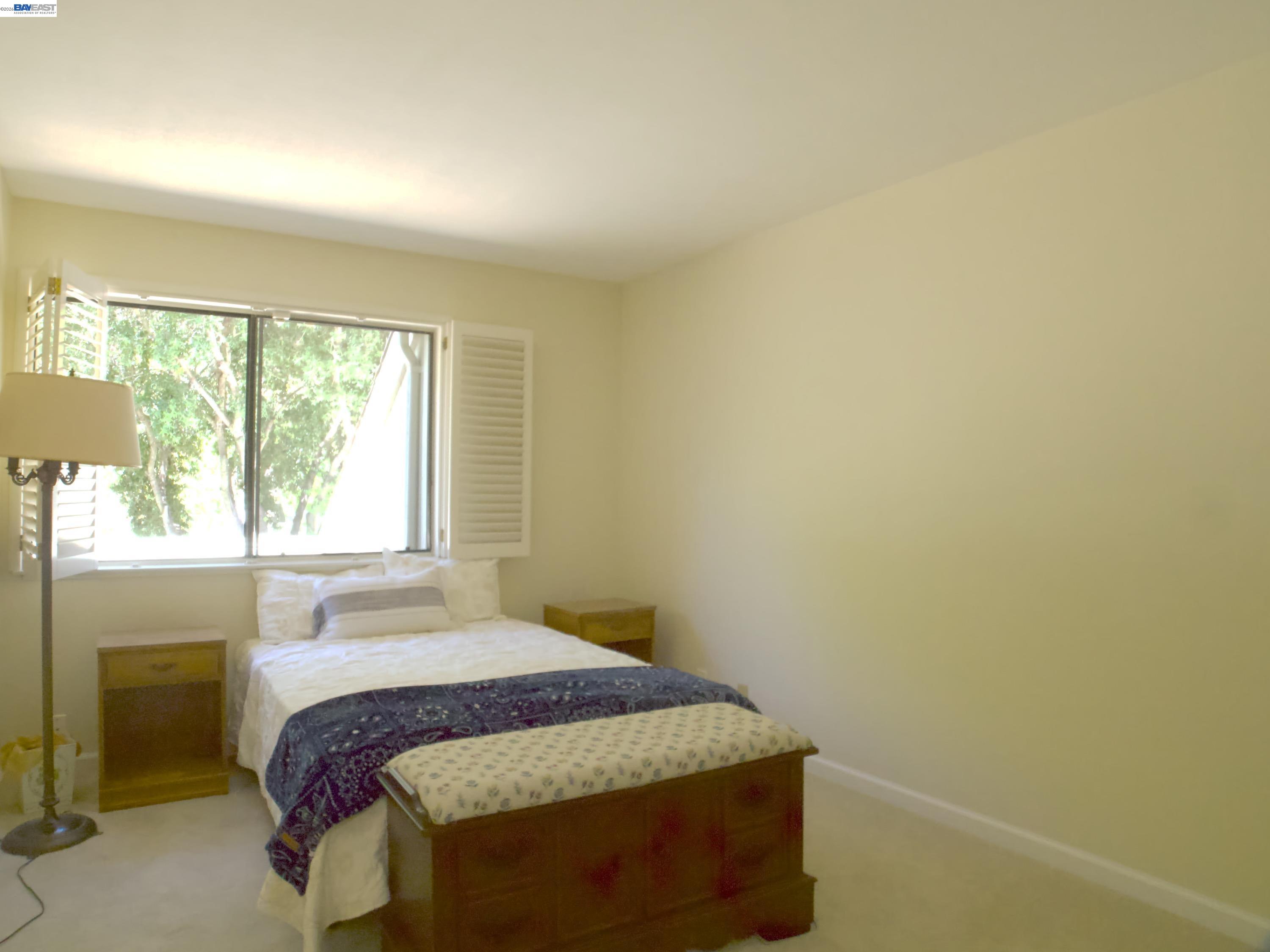 5214 5214 Riverdale Ct