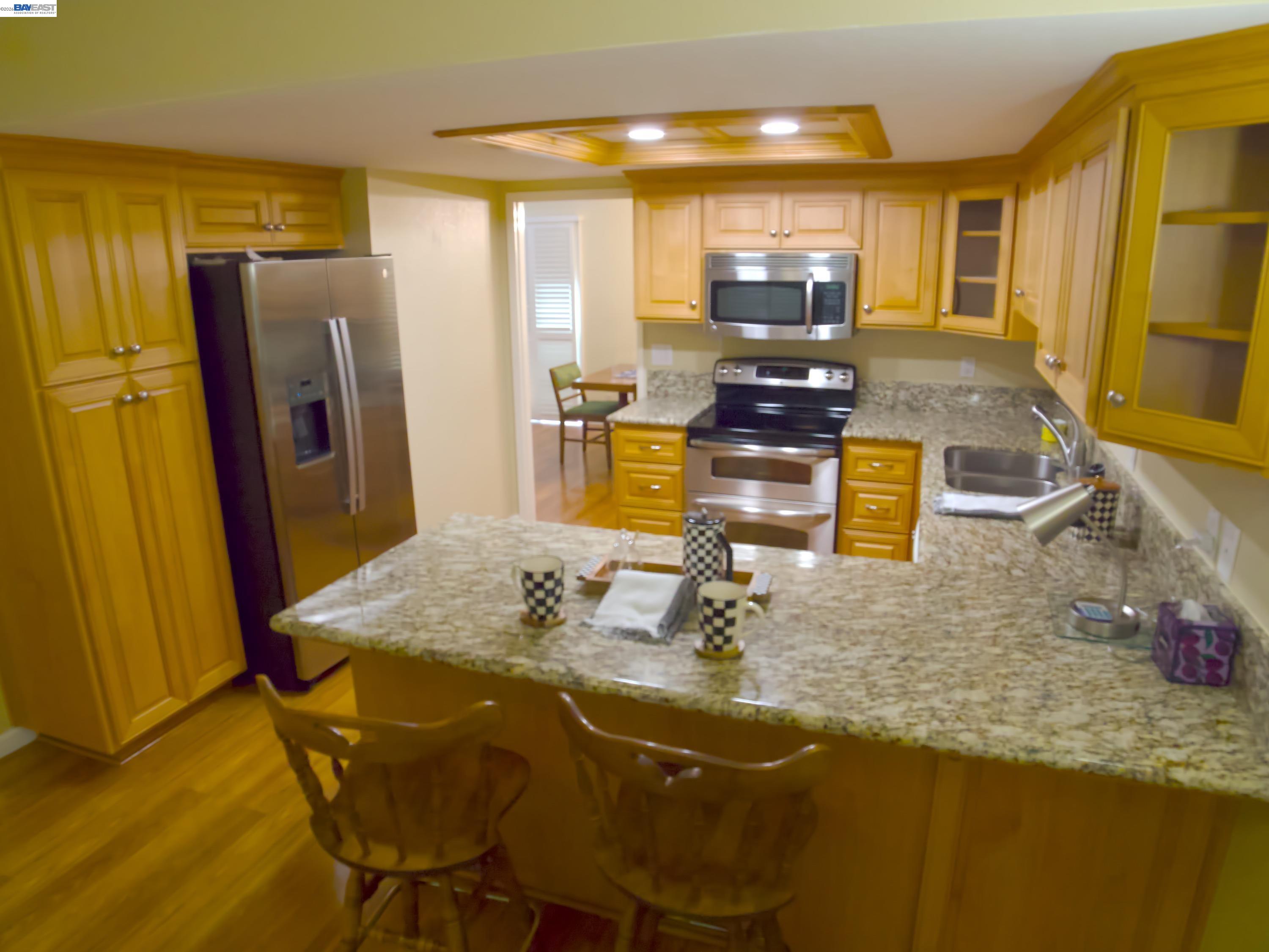 5214 5214 Riverdale Ct