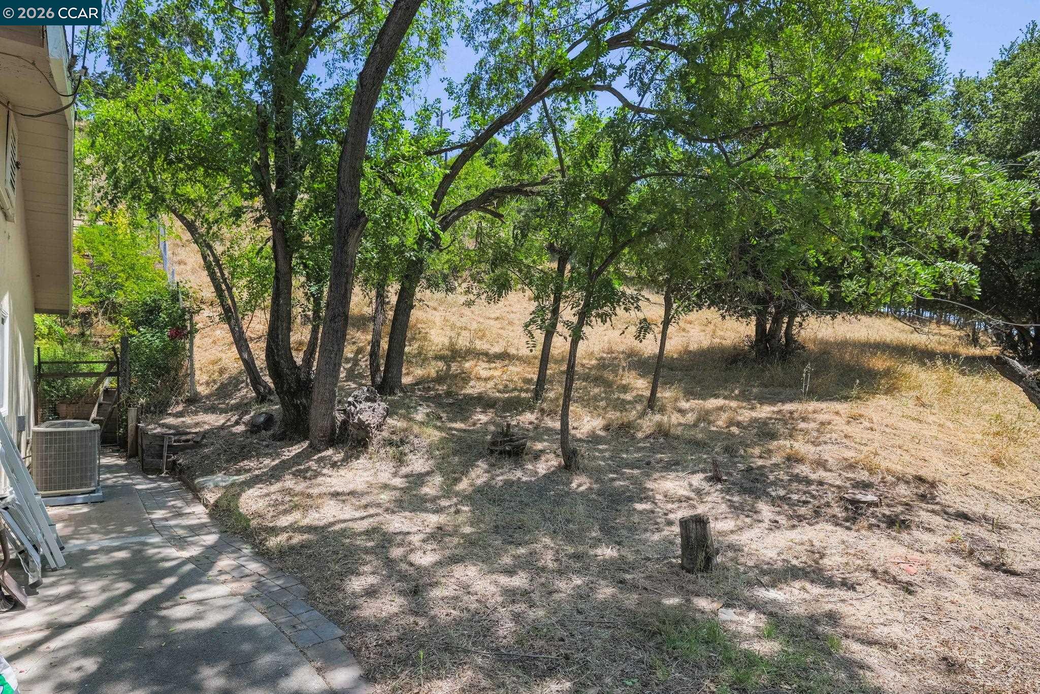 205 Summit Rd