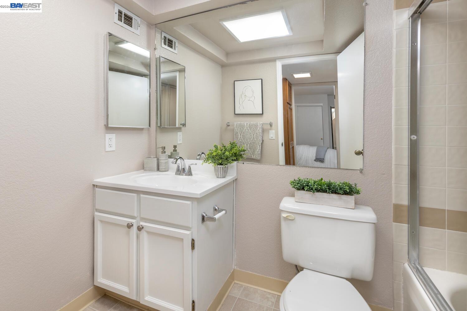 2513 lucy lane # b