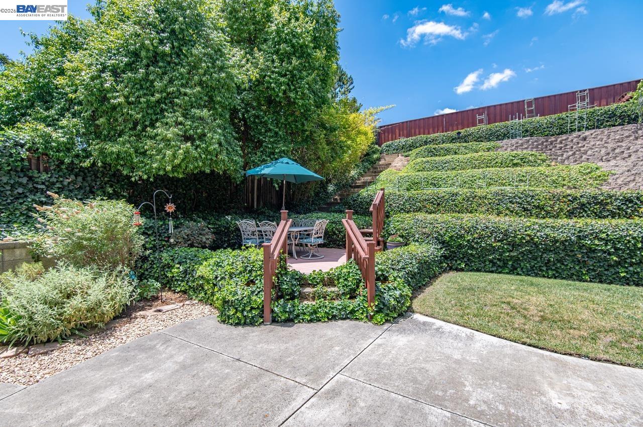 620 Amberwood Way