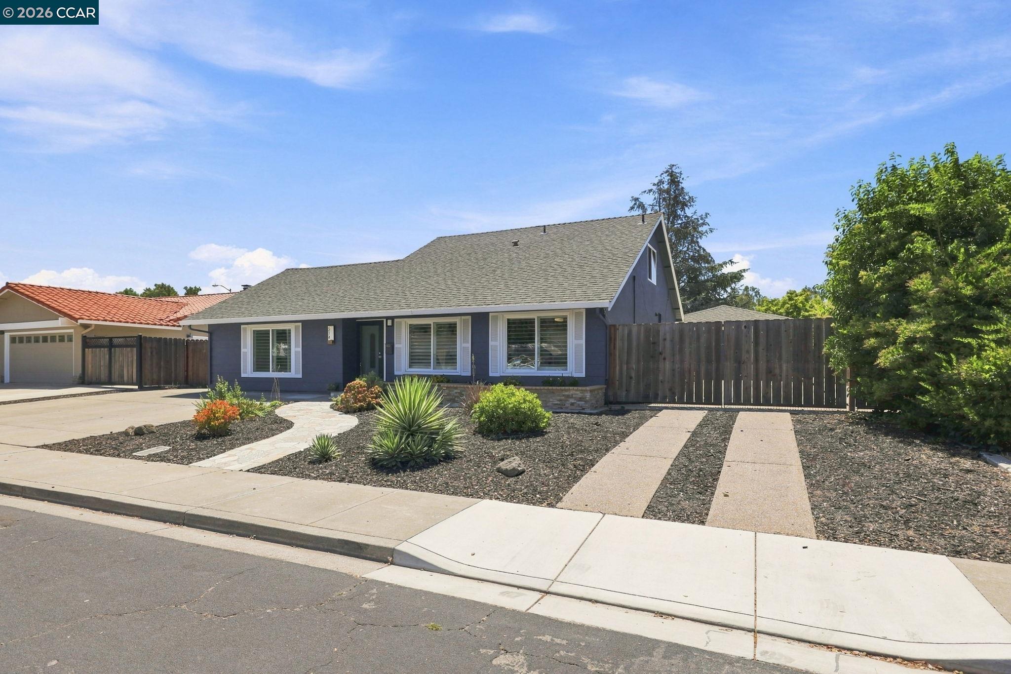 214 Turnstone Dr