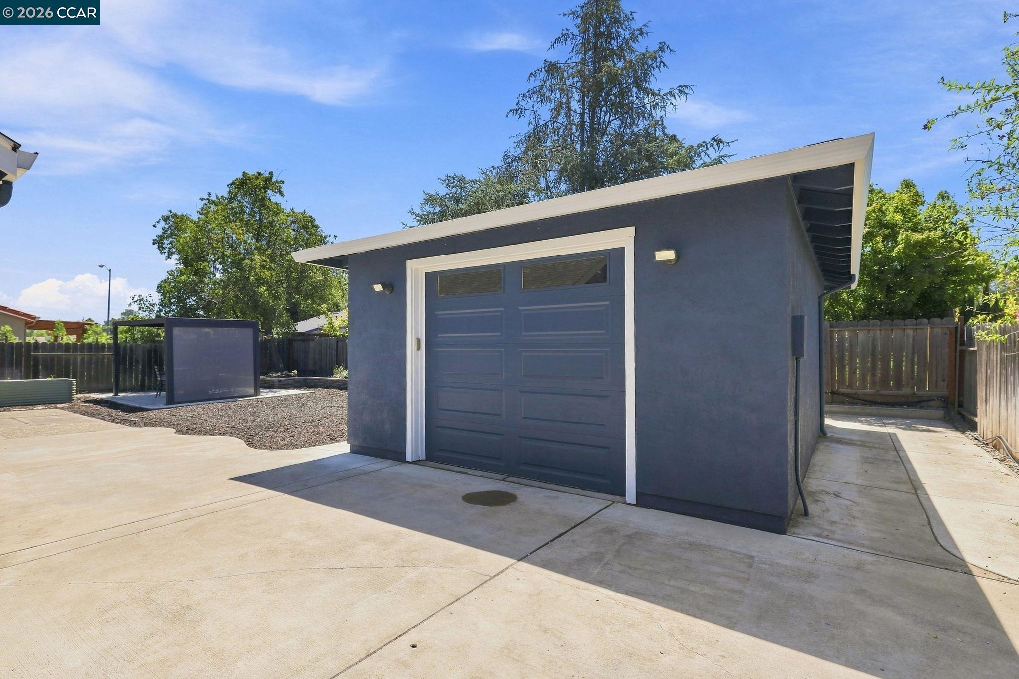 214 Turnstone Dr