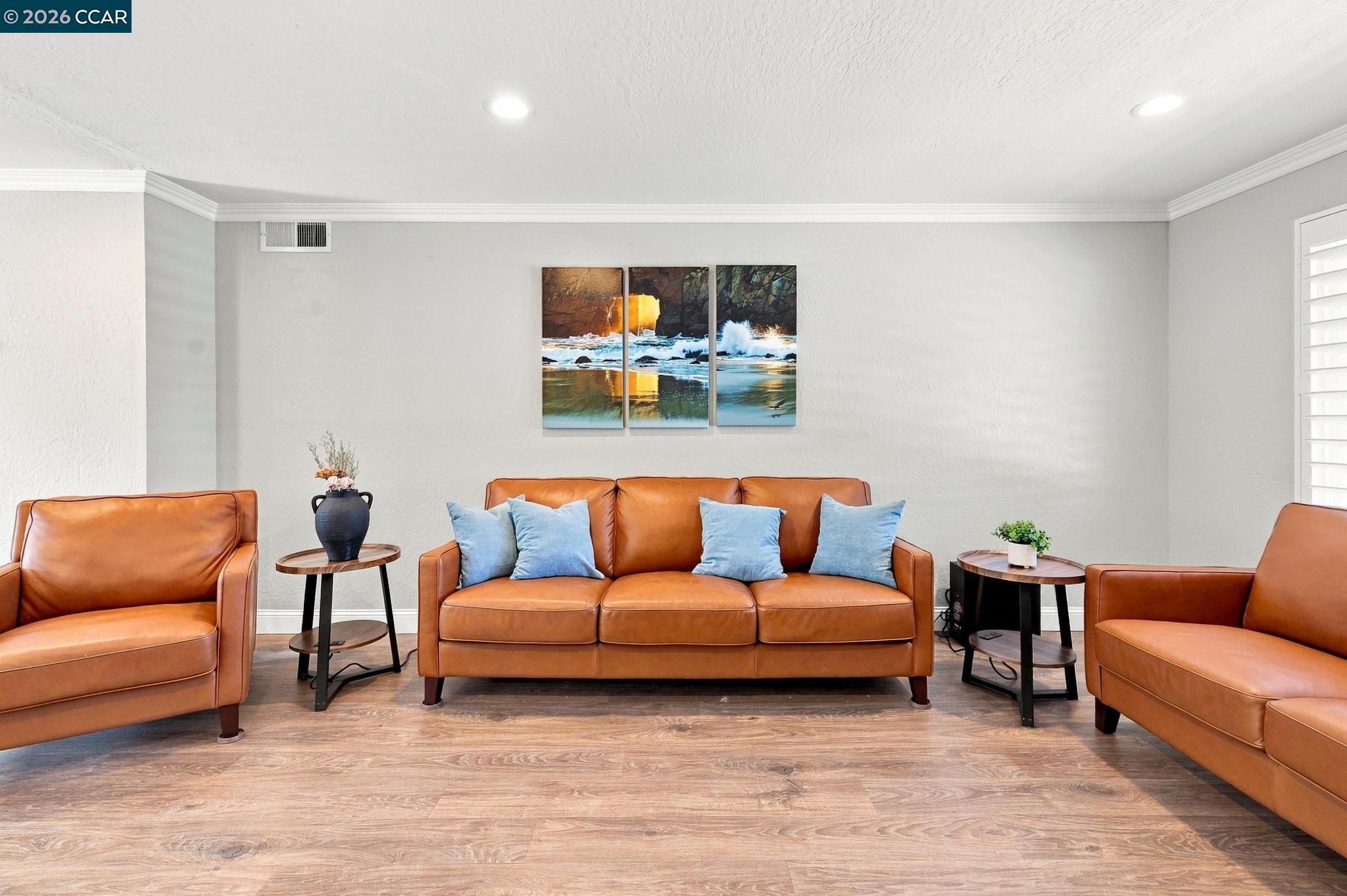 214 Turnstone Dr