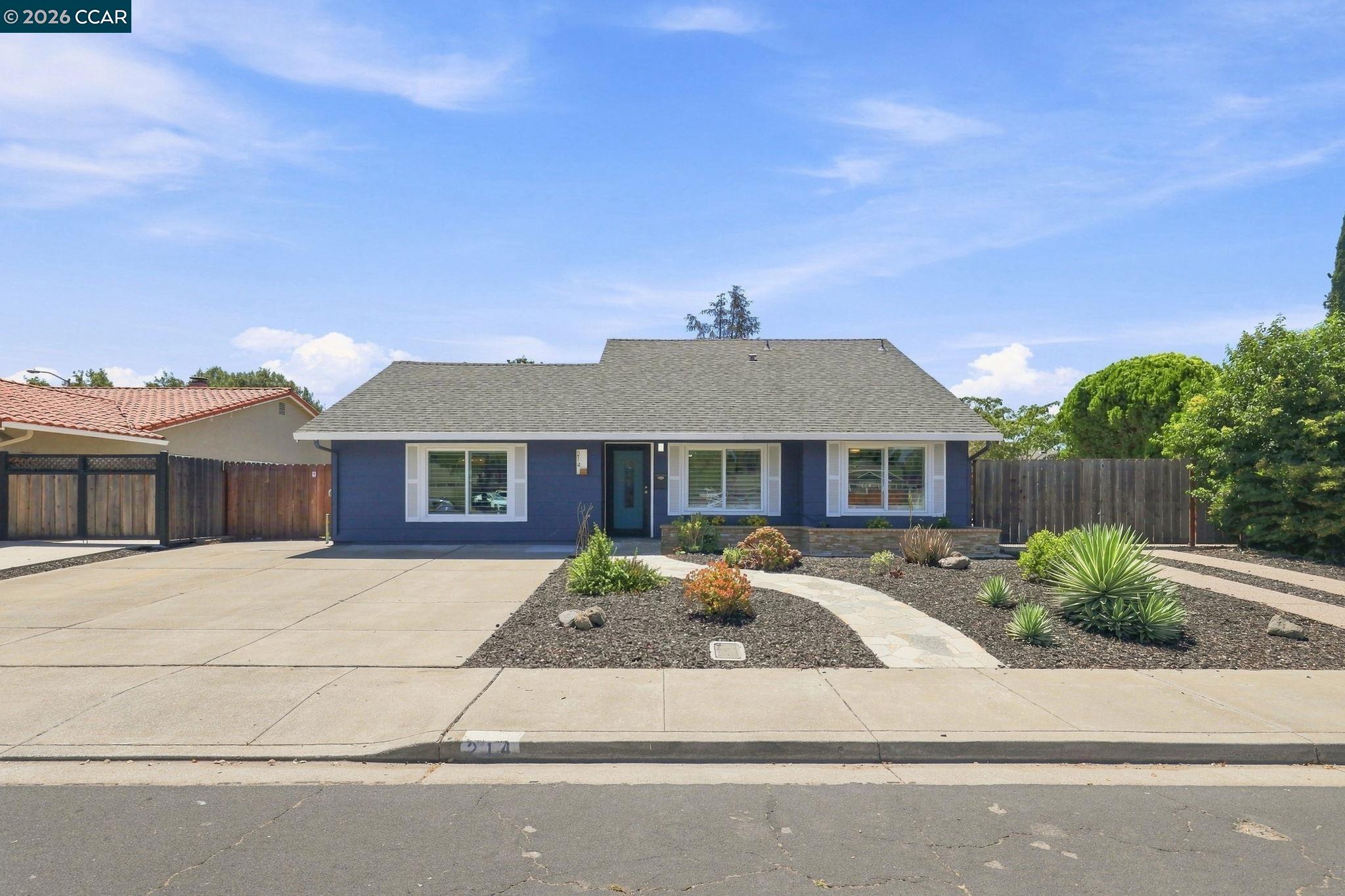 214 Turnstone Dr